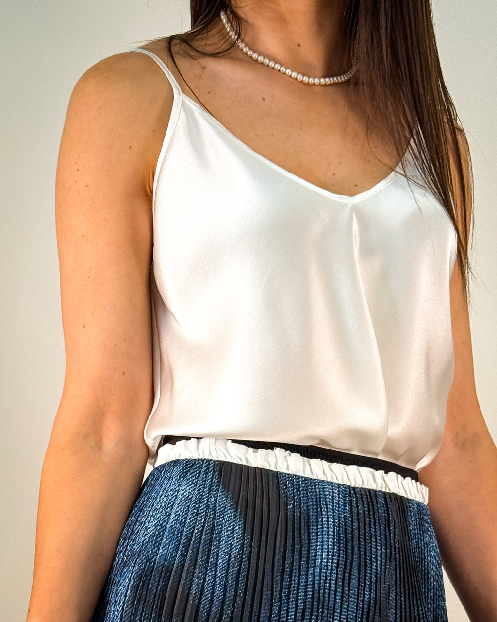 Top in Seta con Spalline Sottili e Scollo a V - Bianco | HANAMI D'OR
