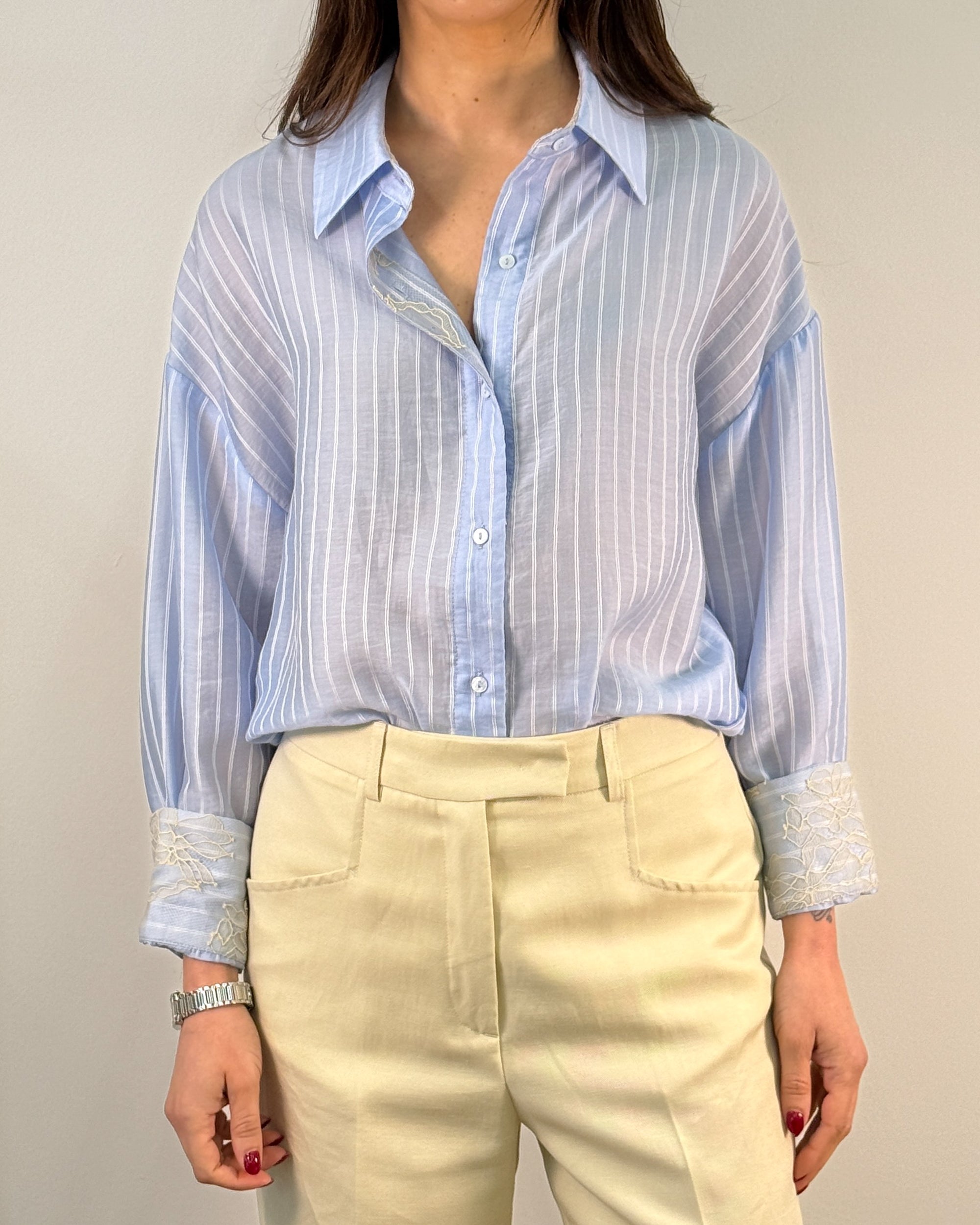 Camicia a Righe con Polsini in Pizzo - Azzurro