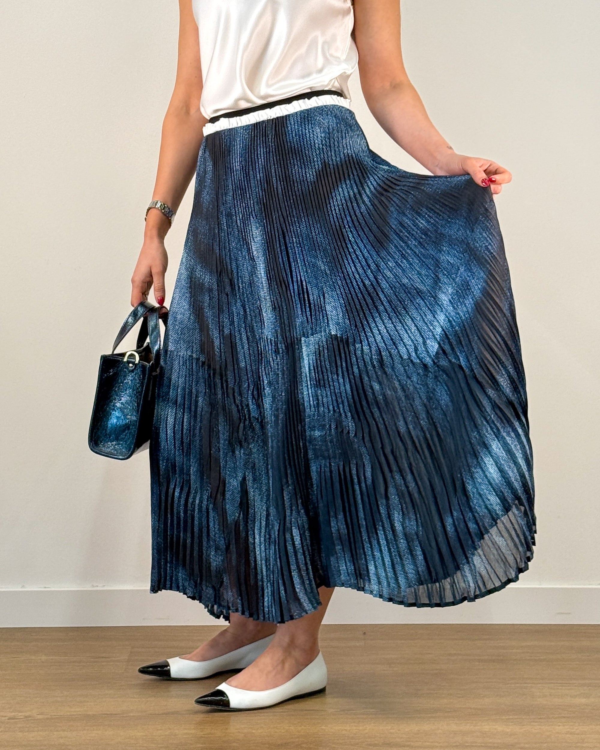 Gonna Midi Plissettata con Stampa Blu Navy | MEIMEIJ
