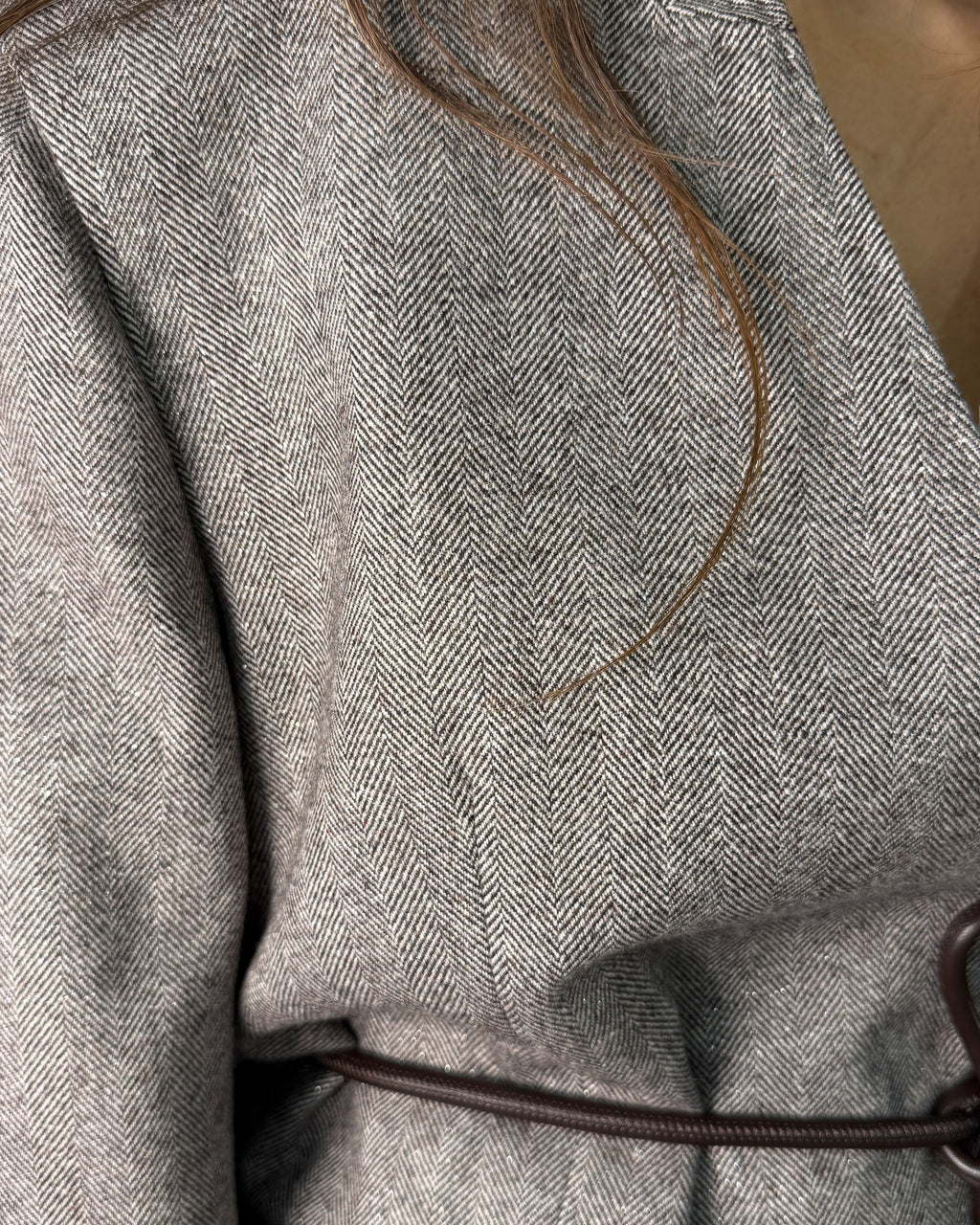 Giacca in tessuto resca di lana Senza Collo con Cintura - Marrone Dark Earth
