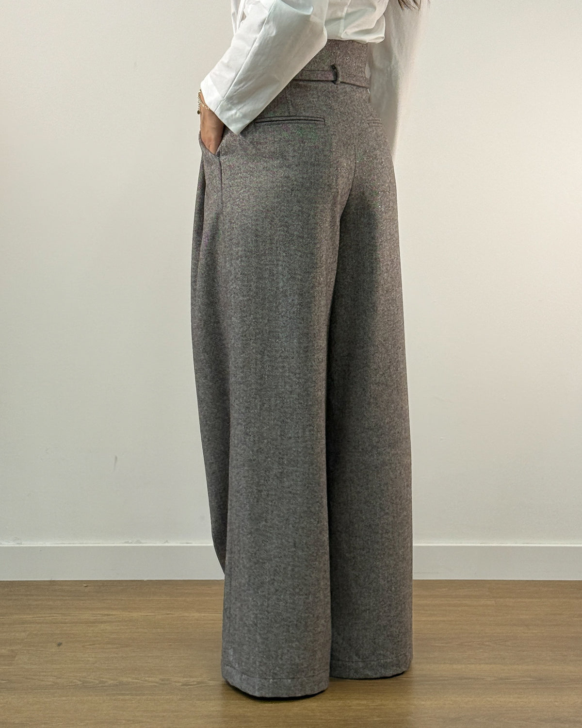 Pantalone Wide Leg in tessuto resca di Lana con Pinces - Marrone Dark Earth