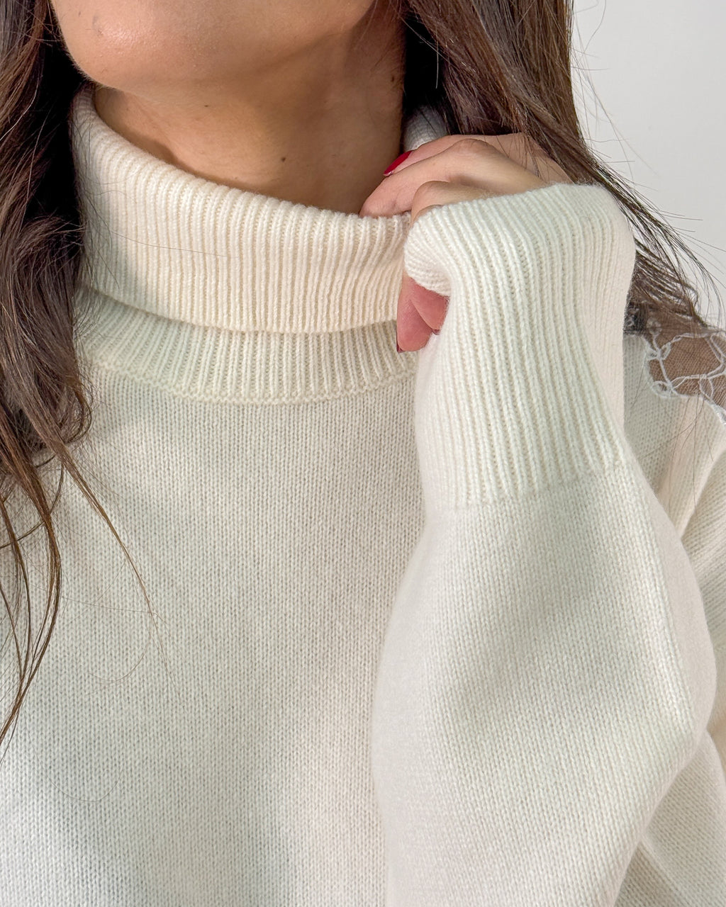 Dolcevita in Pura Lana con Inserti in Pizzo - Bianco Panna