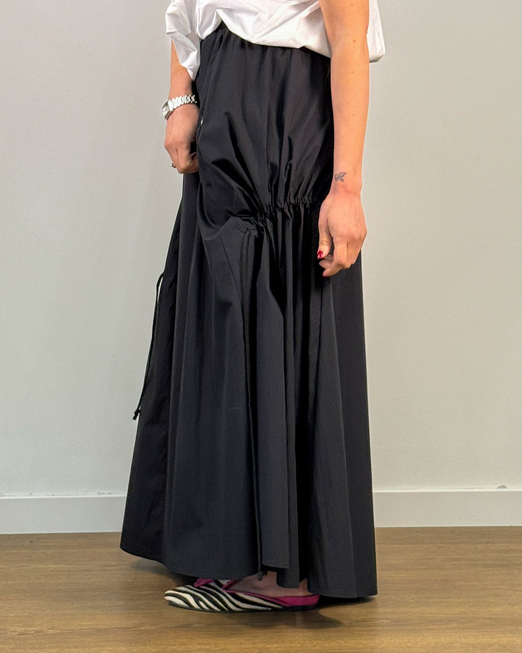 Gonna Lunga con Elastico in Vita e Coulisse - Nero | ISABELLE BLANCHE PARIS