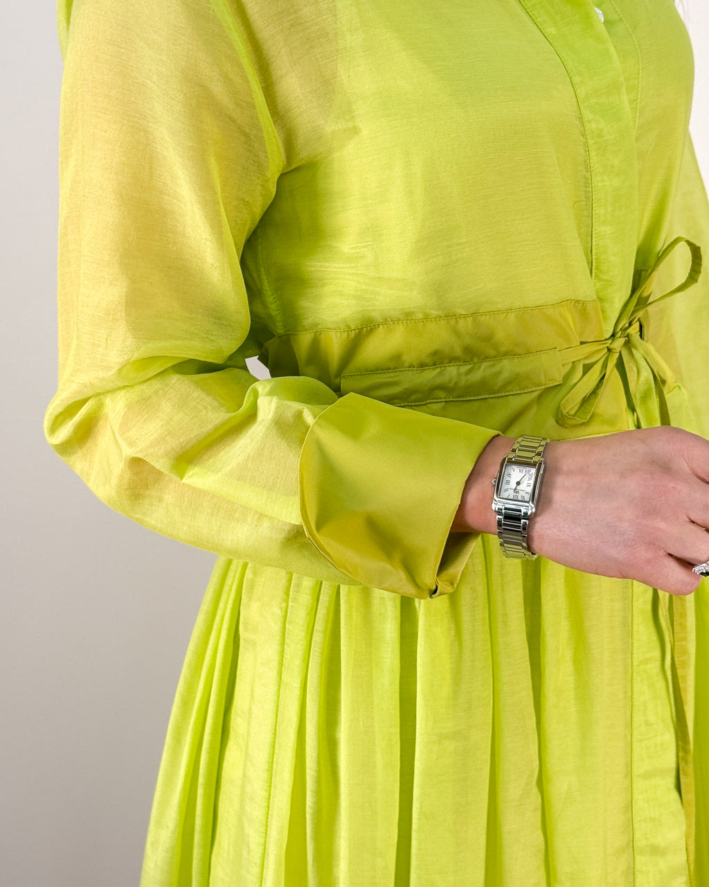 Abito Chemisier Lungo in Cotone e Seta con Cintura Annodata - Verde Lime | BEATRICE .B