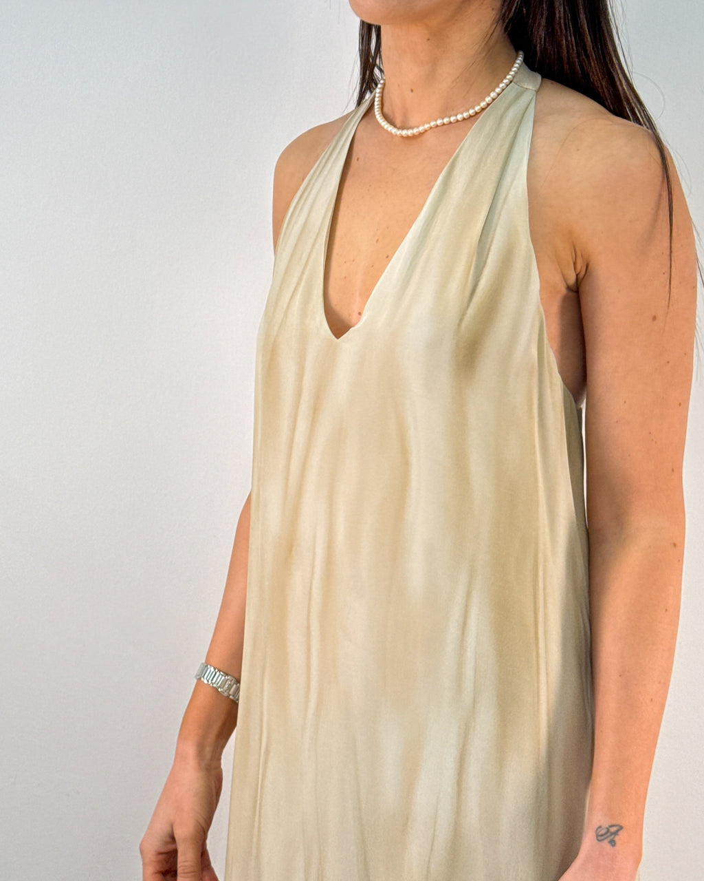 Abito Lungo Halter con Schiena Aperta - Champagne / Oro | RAME