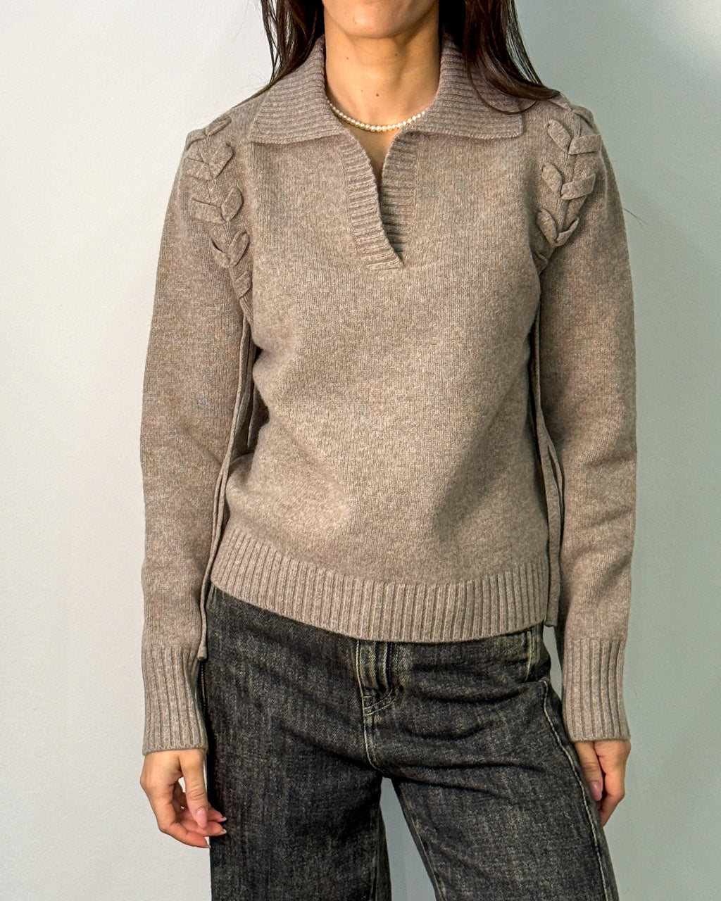 Polo in Maglia di Pura Lana con Intreccio sulle Spalle - Oatmeal