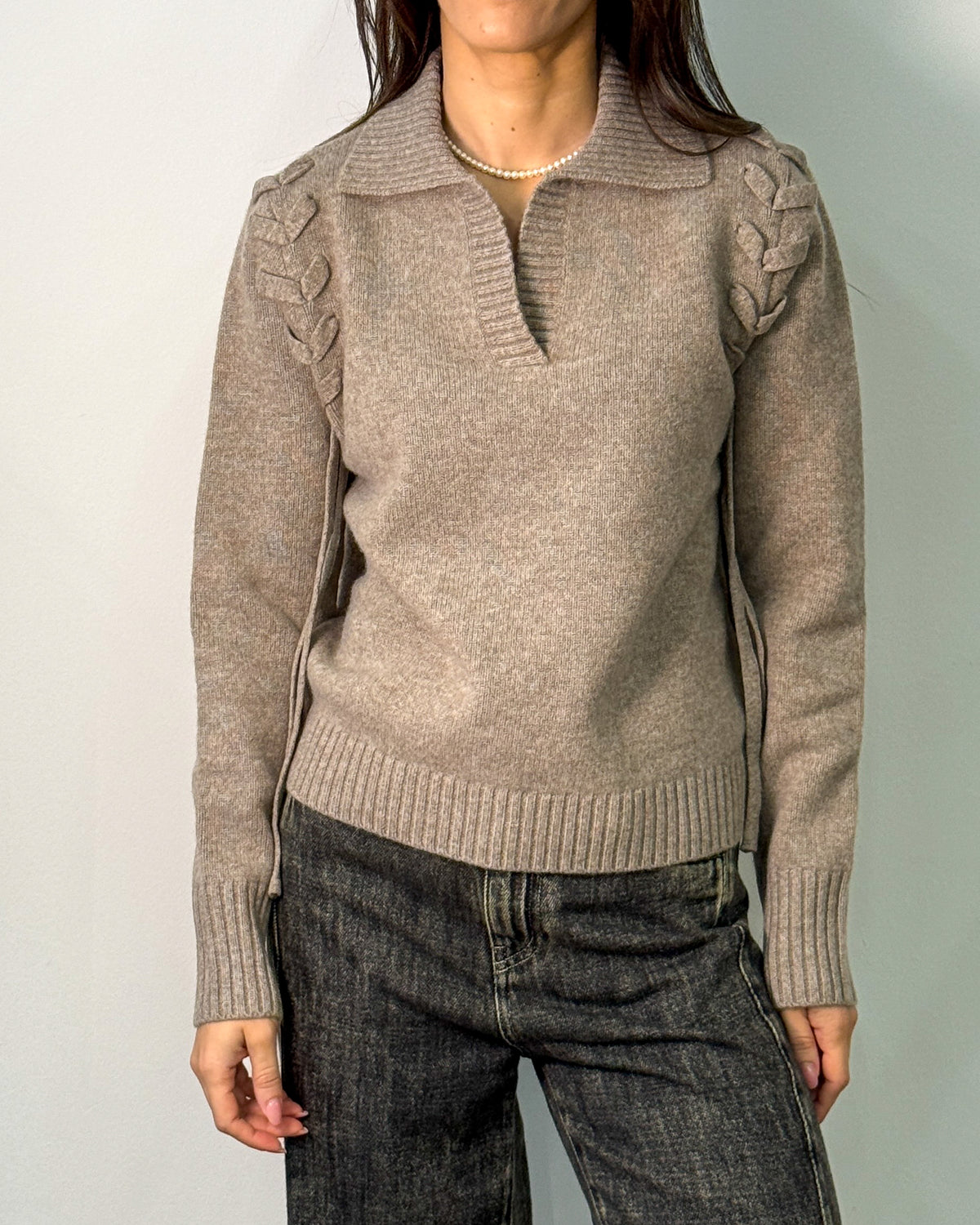Polo in Maglia di Pura Lana con Intreccio sulle Spalle - Oatmeal