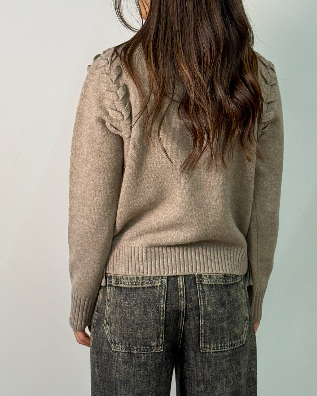 Polo in Maglia di Pura Lana con Intreccio sulle Spalle - Oatmeal