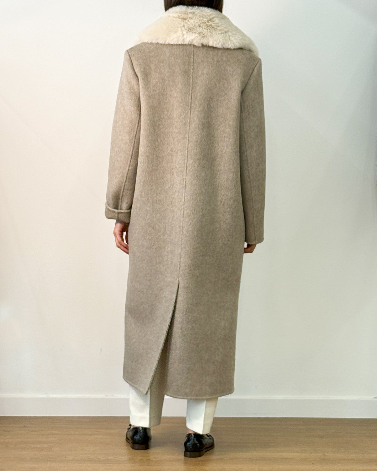 Cappotto Lungo Doppiopetto in Lana e Alpaca con Collo in Ecopelliccia - Oatmeal