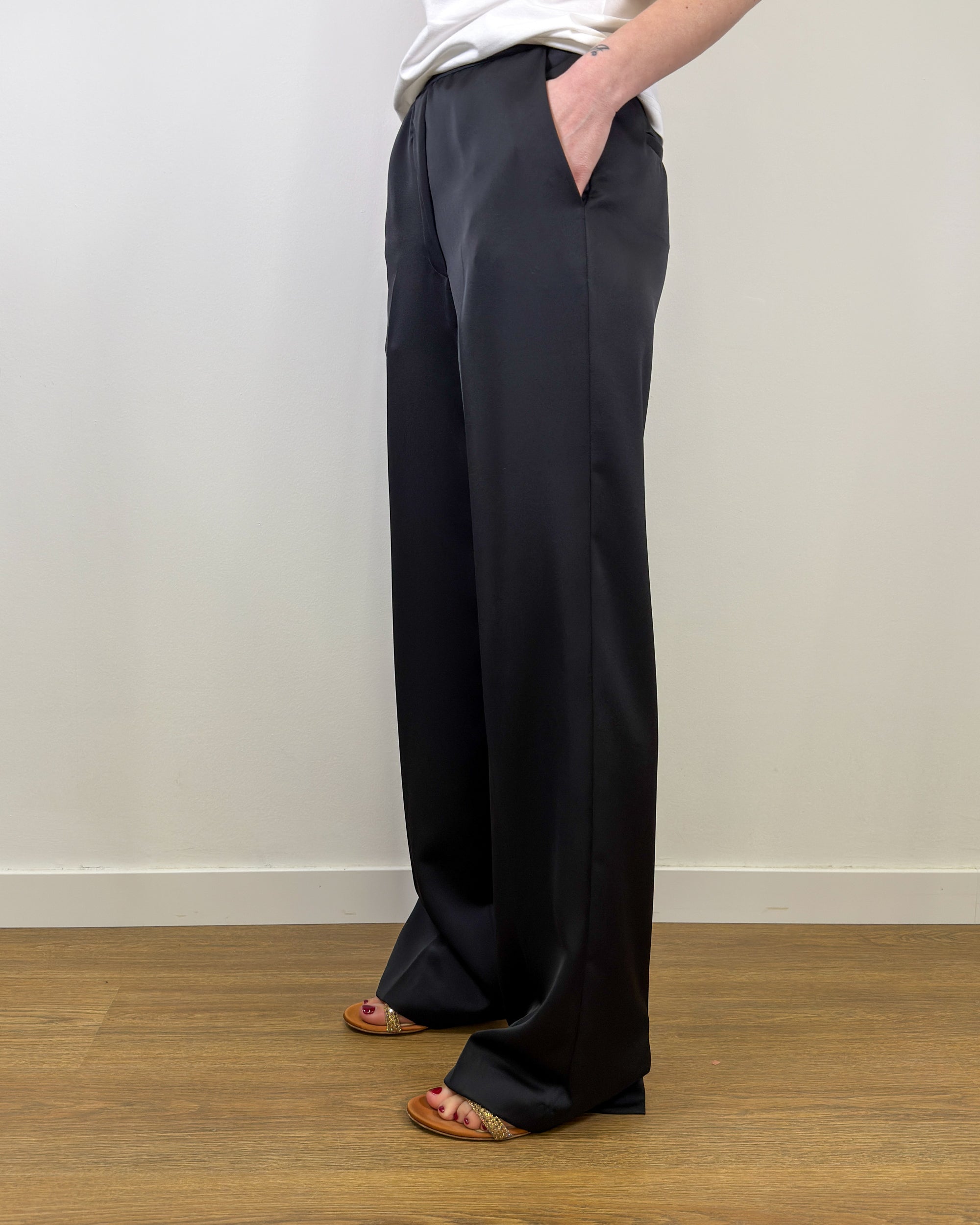 Pantalone Palazzo Fluido con Elastico in Vita - Nero