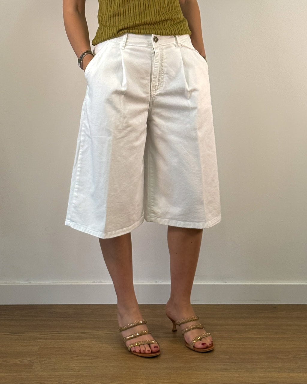 Bermuda Ampi in Cotone - Bianco