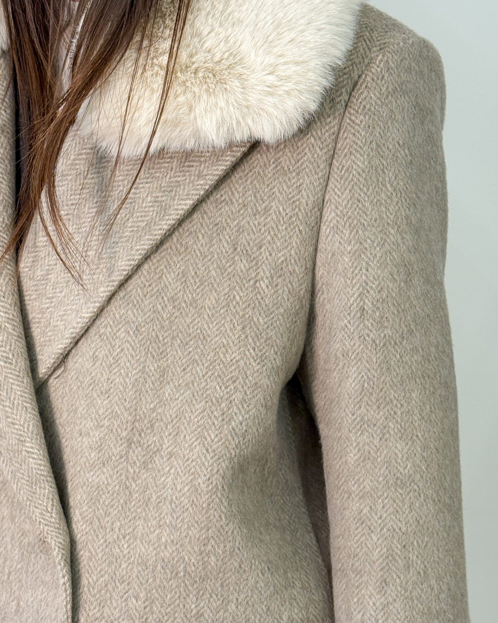 Cappotto Lungo Doppiopetto in Lana e Alpaca con Collo in Ecopelliccia - Oatmeal