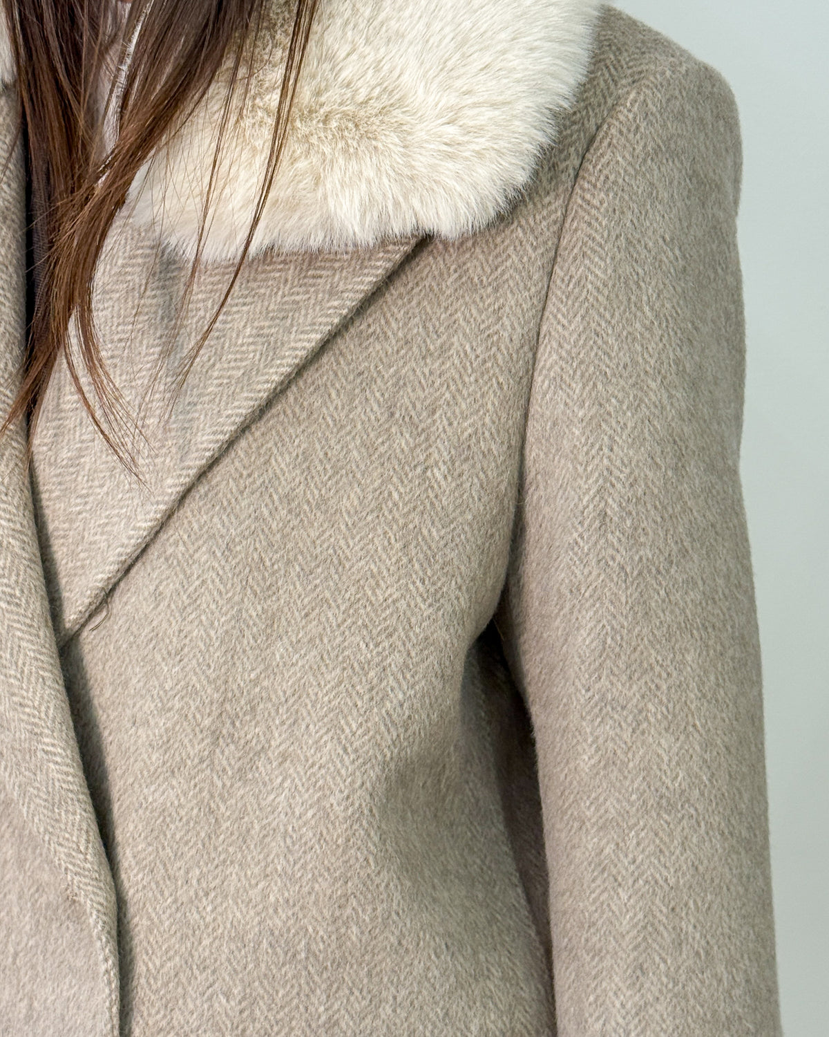 Cappotto Lungo Doppiopetto in Lana e Alpaca con Collo in Ecopelliccia - Oatmeal