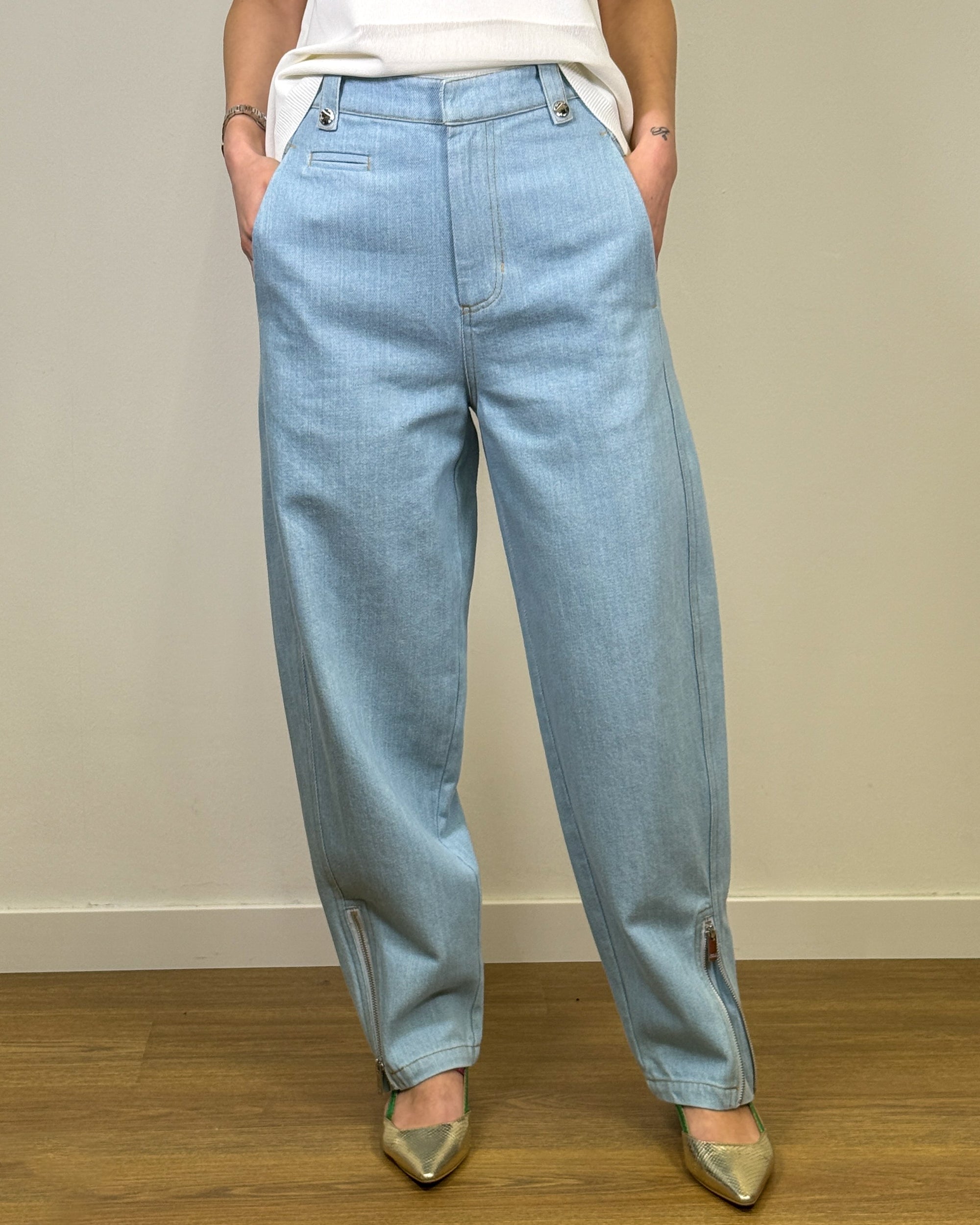 Jeans in Denim con Zip sul Fondo - Steel Blue