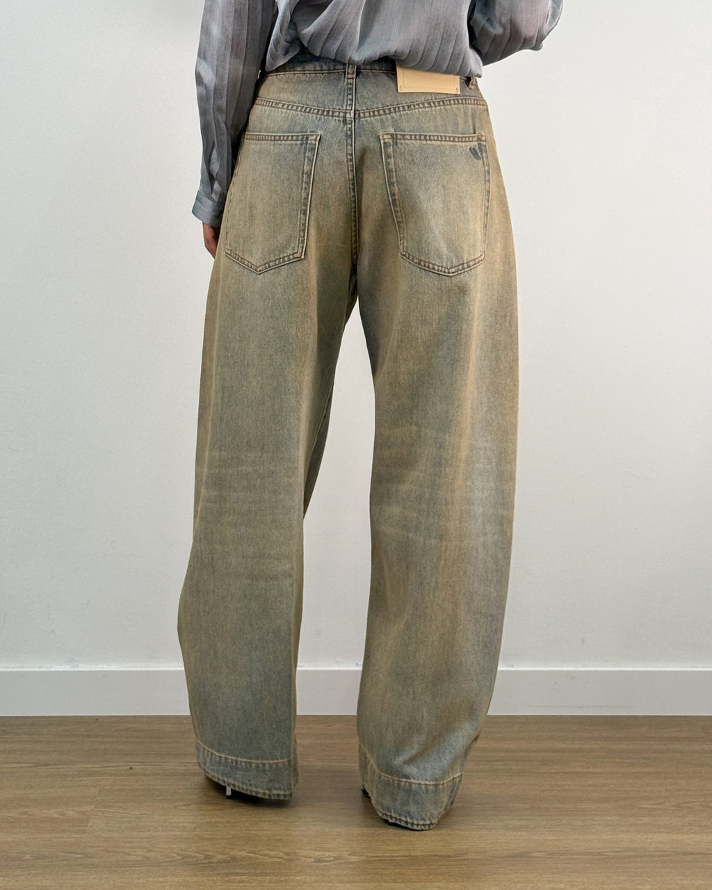 Jeans Wide Leg con Trattamento Dirty Vintage - Sabbia | ARCHEVE