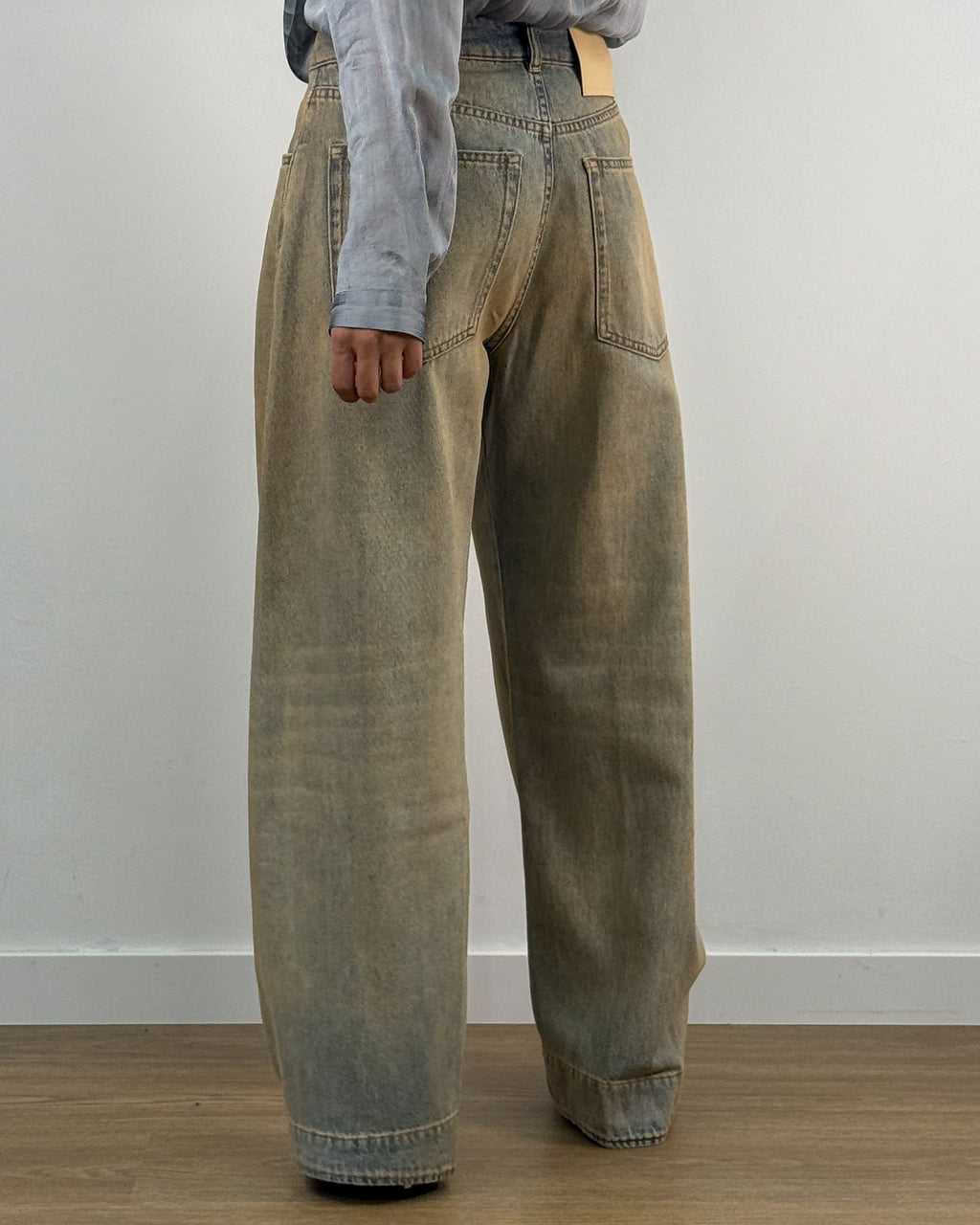 Jeans Wide Leg con Trattamento Dirty Vintage - Sabbia | ARCHEVE