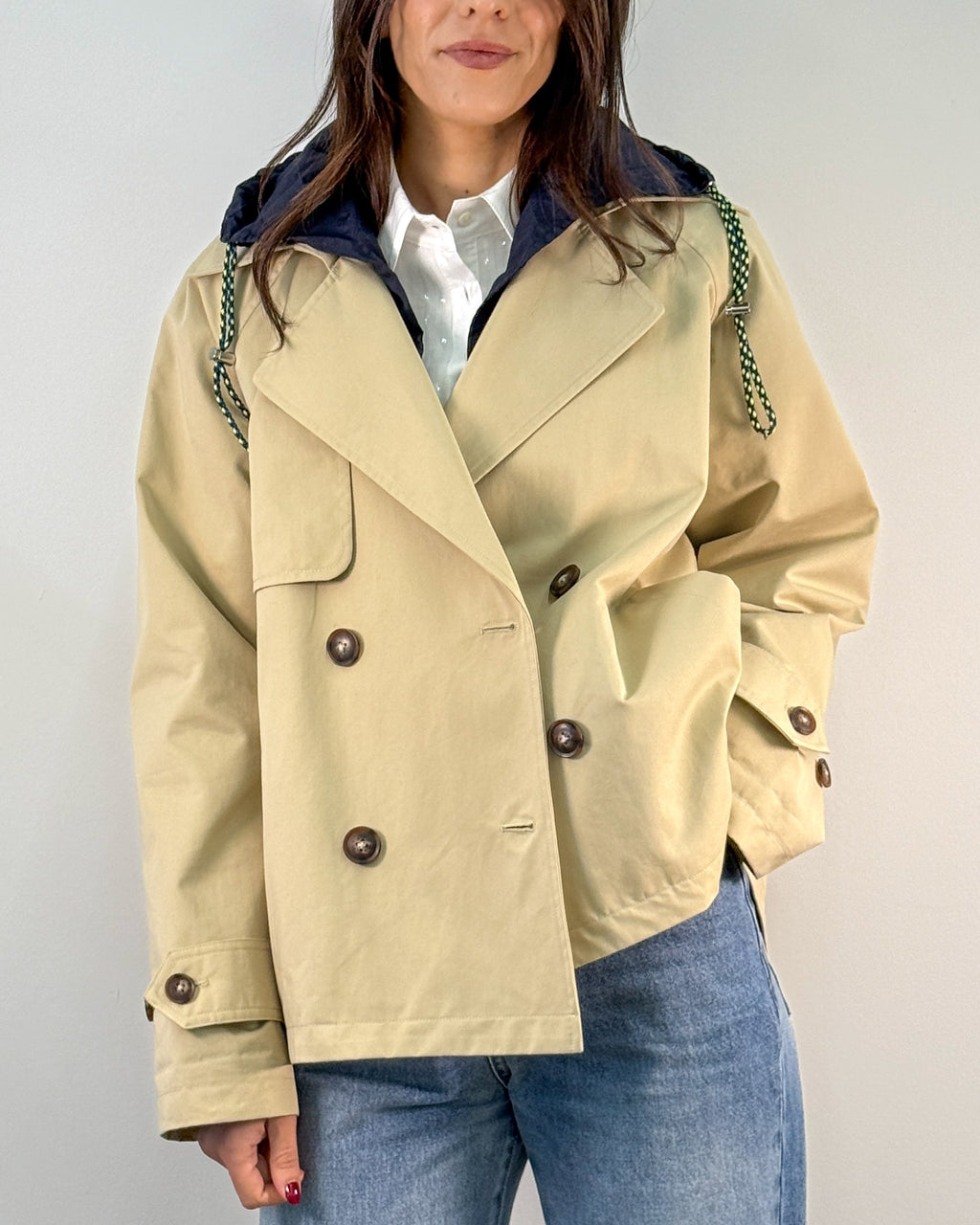 Trench Corto Doppiopetto con Cappuccio Staccabile - Beige