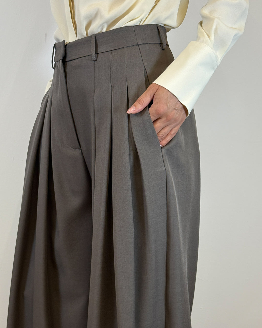 Pantalone Palazzo con Pinces Profonde - Talpa | MEIMEIJ