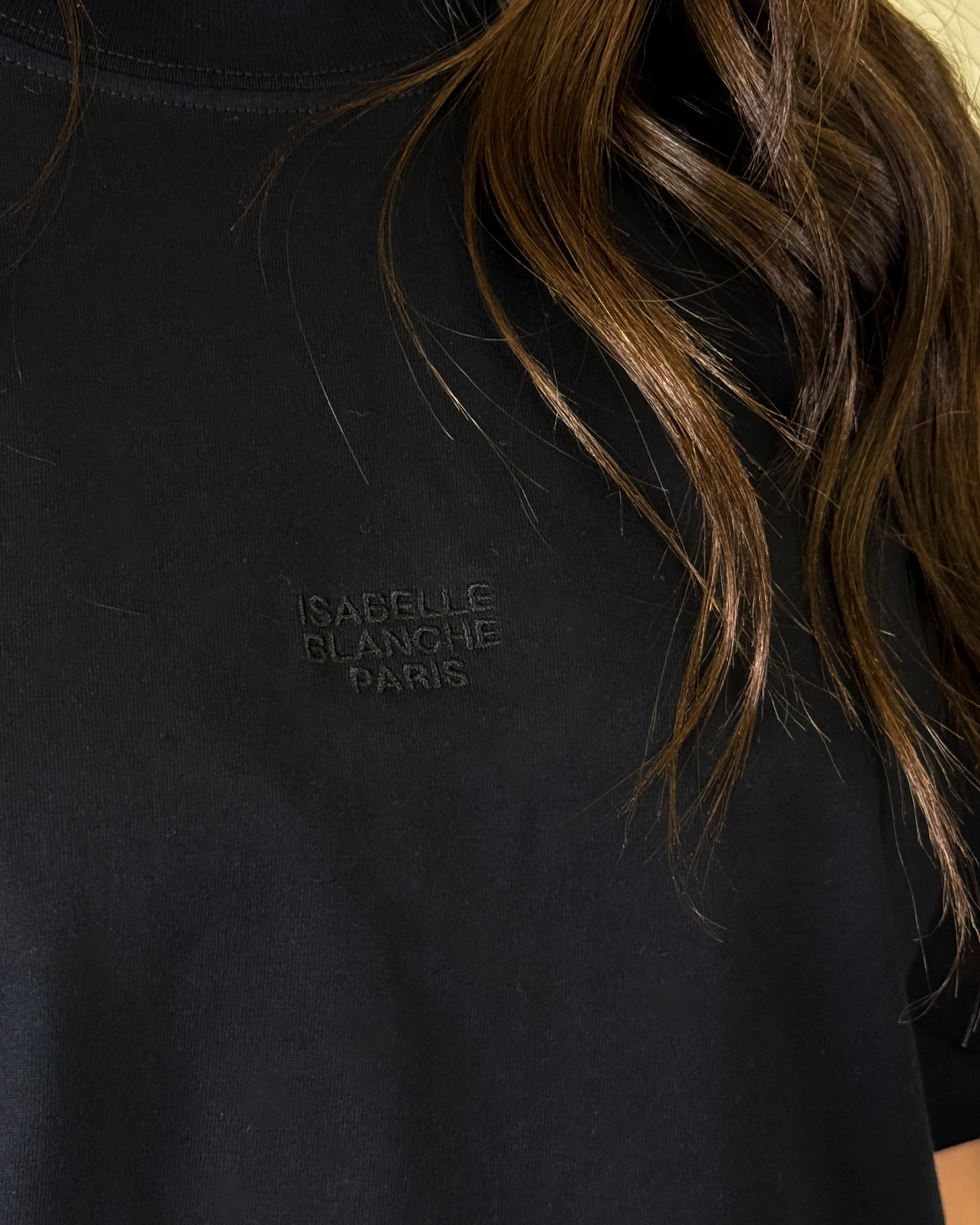 T-Shirt in Cotone con Logo Ricamato Tono su Tono - Nero