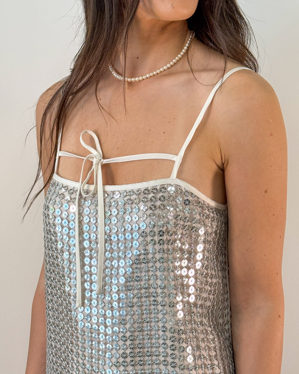 Mini Abito in Paillettes con Fiocco - Argento | ISABELLE BLANCHE PARIS