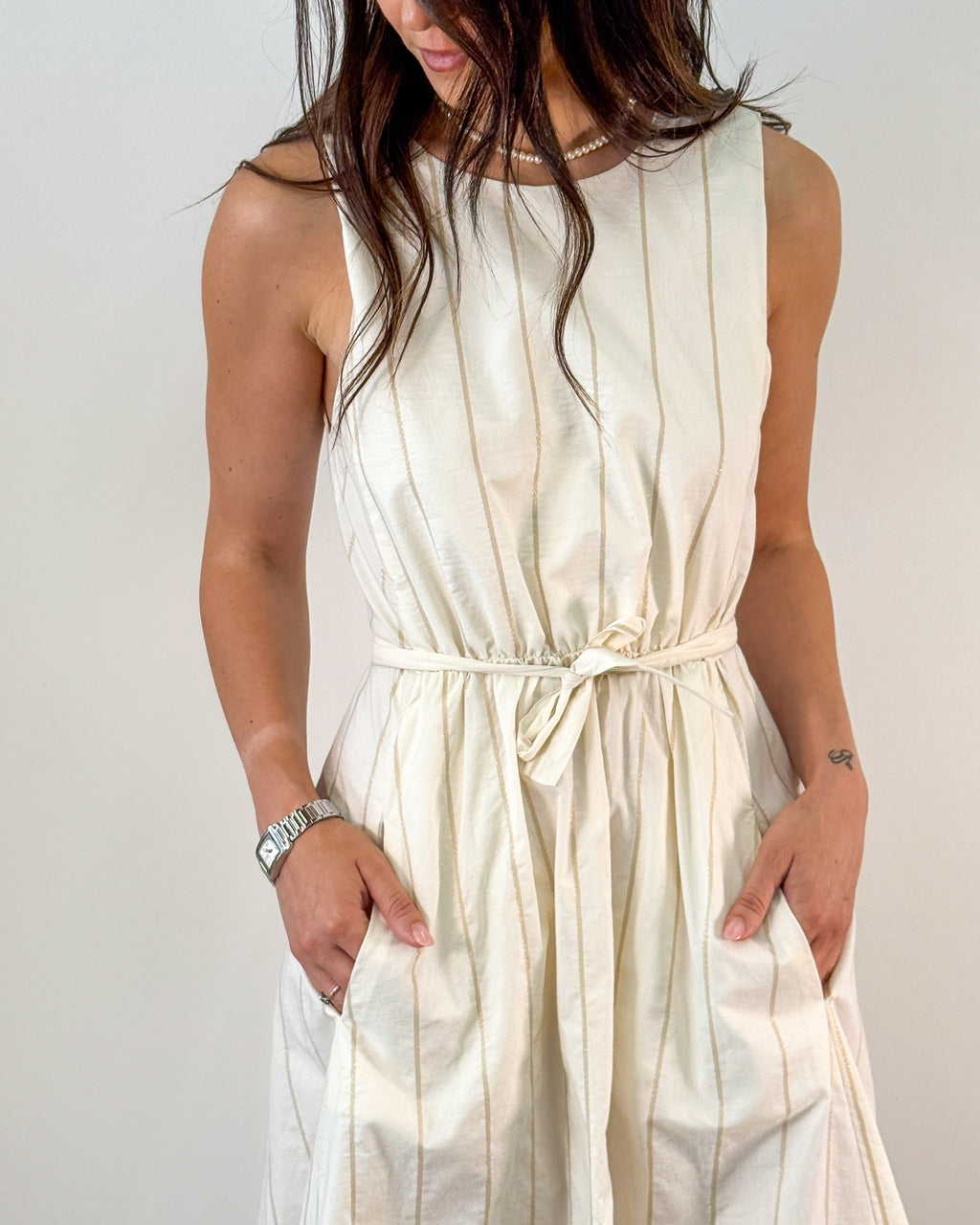 Abito Midi in Cotone con Righe Lurex Oro e Cintura - Panna | ISABELLE BLANCHE