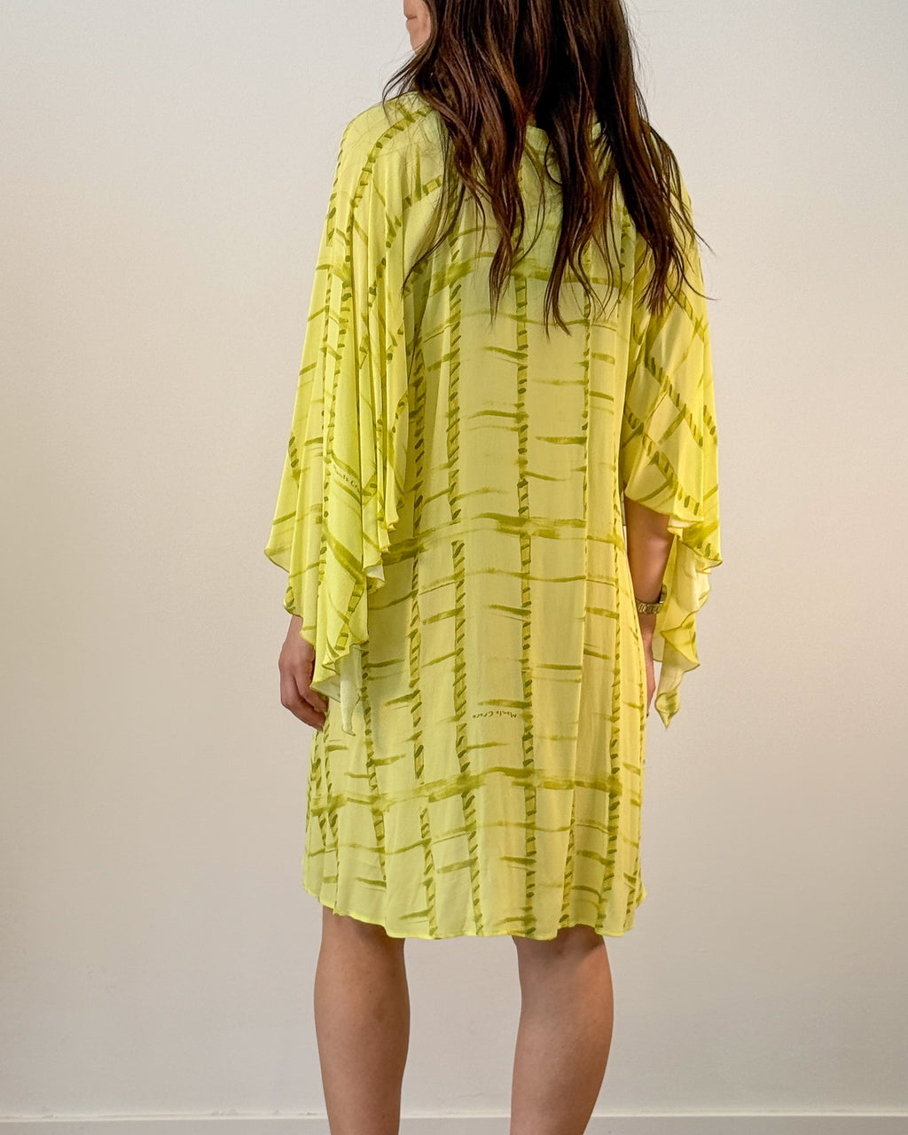 Abito Corto in Chiffon Stampato con Maniche a Kimono - Lime