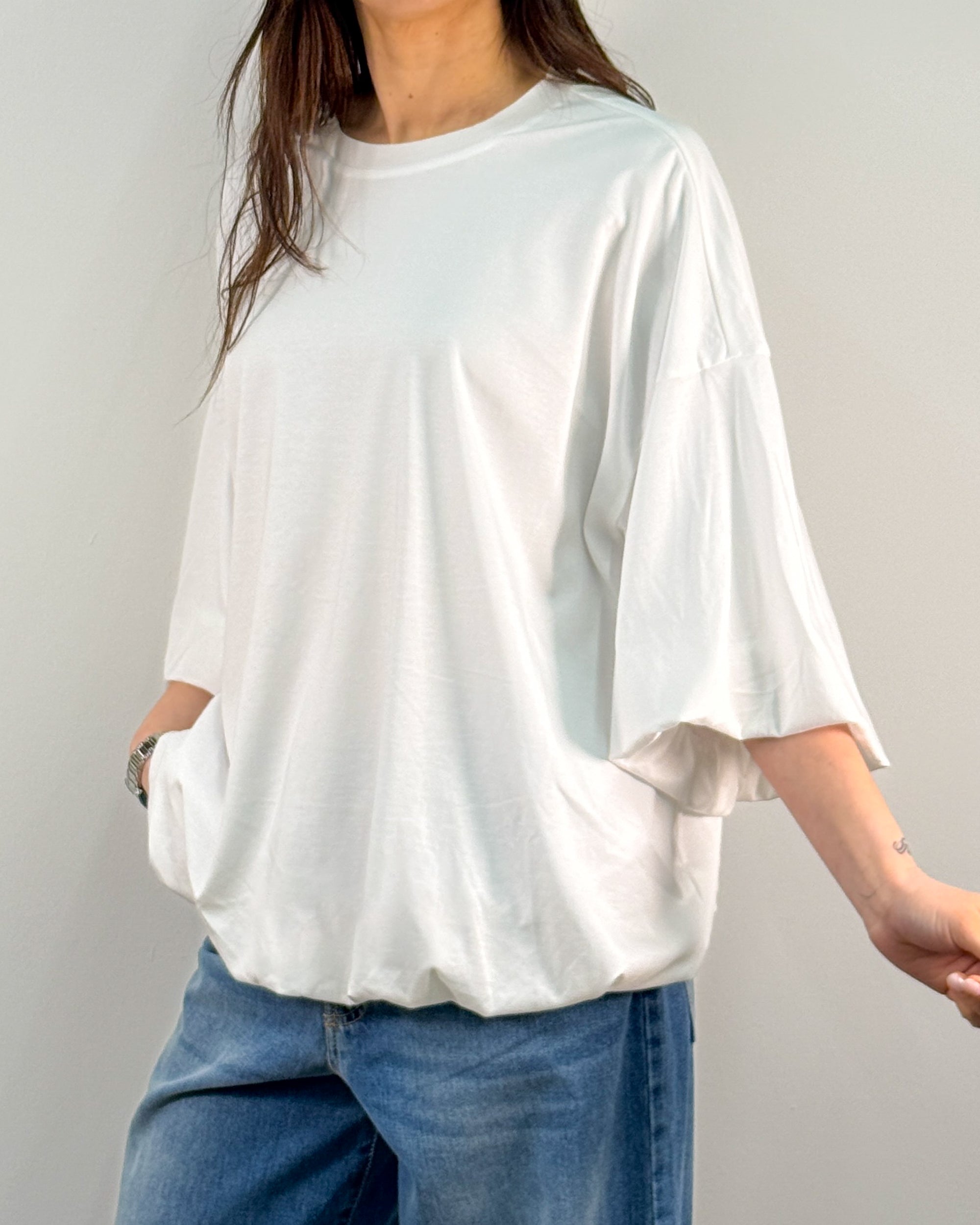 T-Shirt Oversize con fondo e maniche a Palloncino in Misto Tencel - Bianco