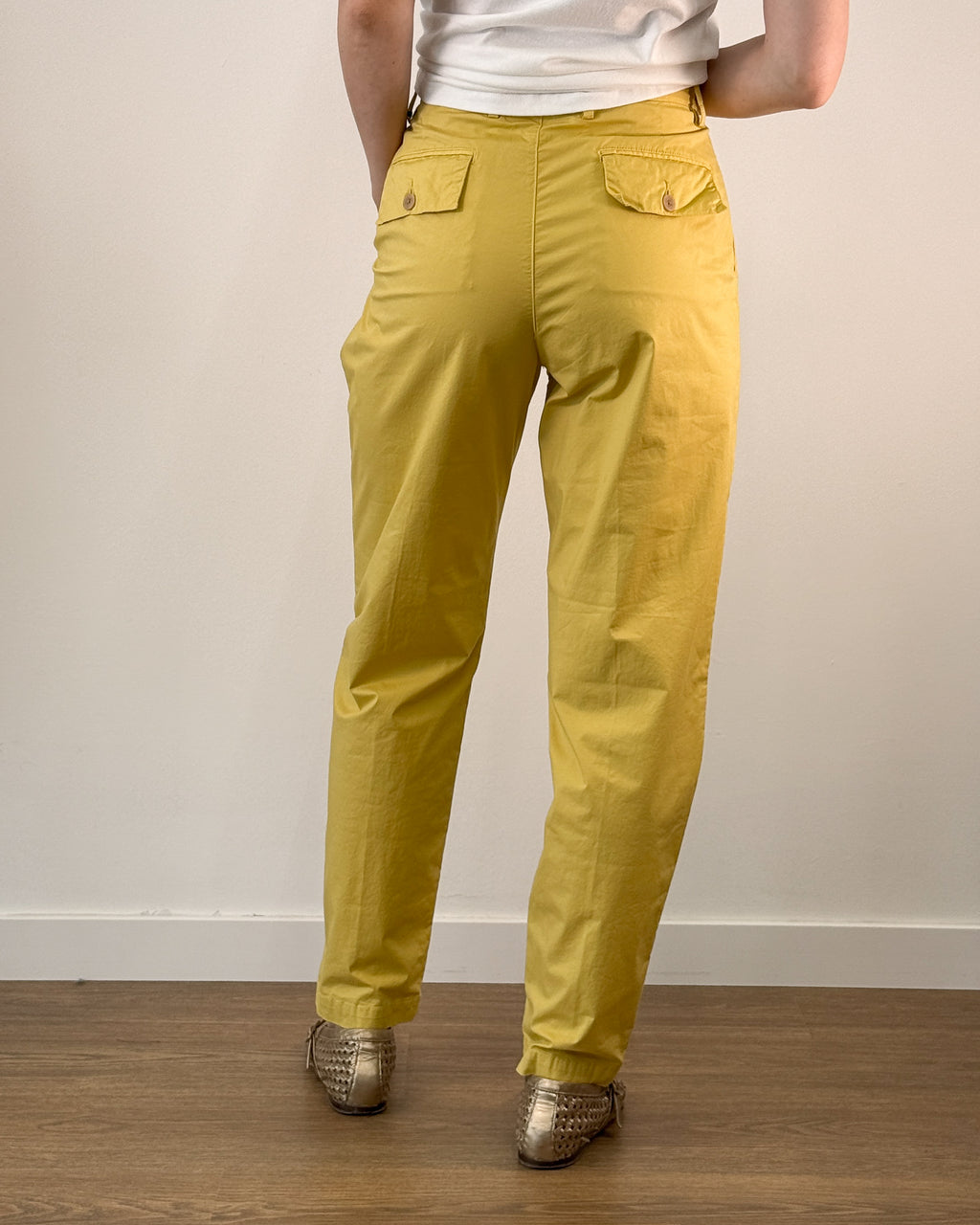 Pantaloni Chino a Vita Alta con Pinces - Giallo Senape