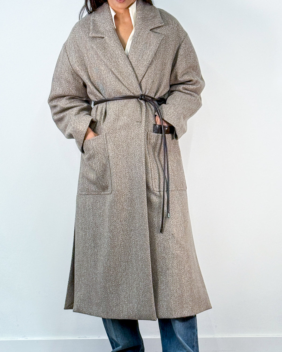Spolvero Lungo in Lana Vergine Spigata con Cintura in Pelle - Beige Nomad