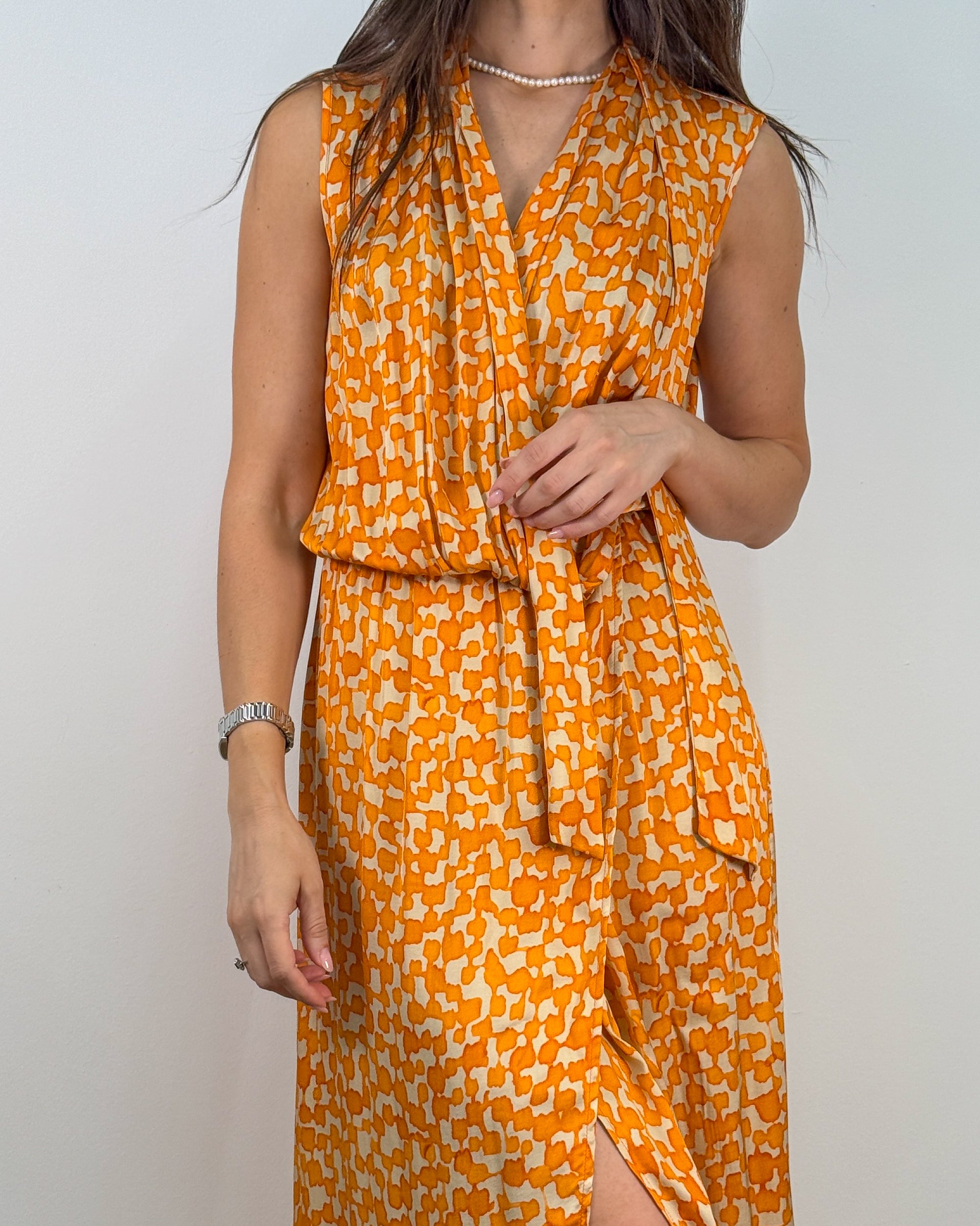 Abito Lungo in viscosa con Scollo Drappeggiato e Spacco - Arancio