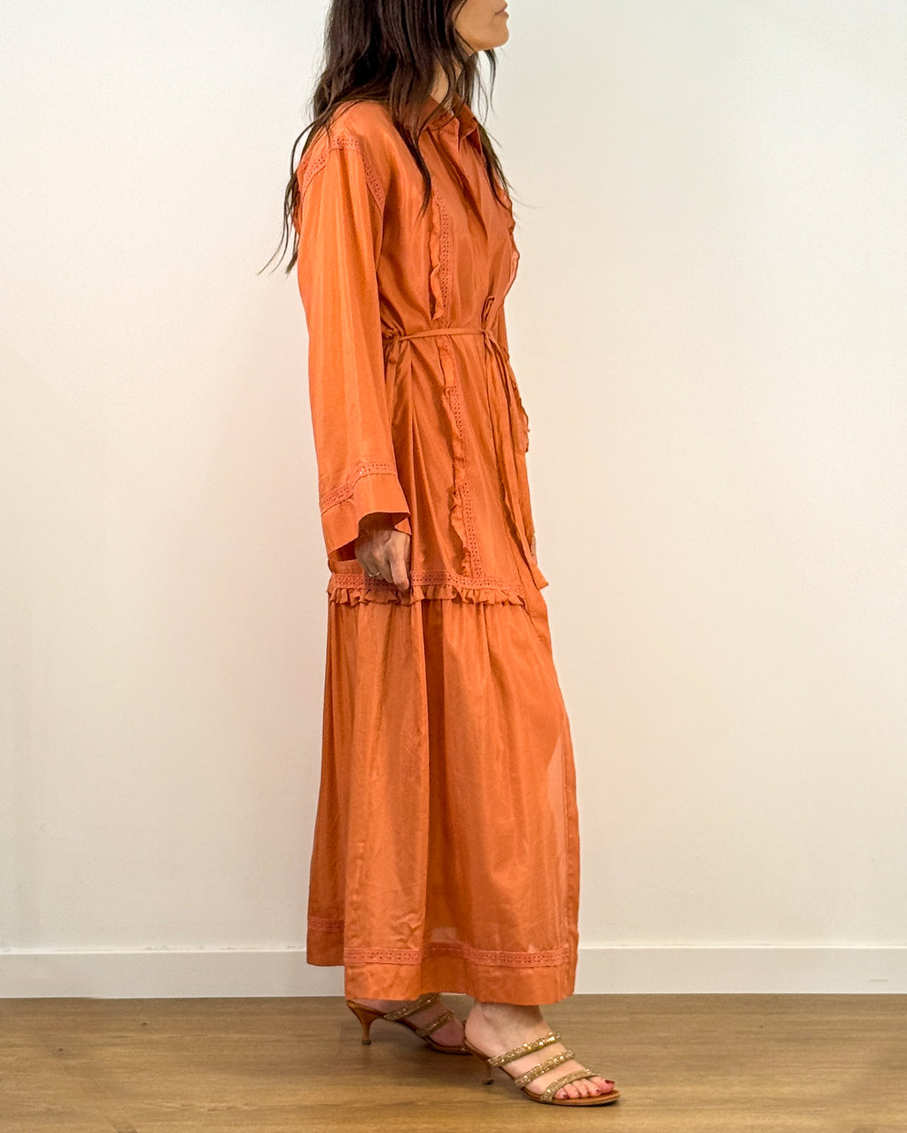 Chemisier Lungo in Misto Seta con Pizzo Sangallo e Rouches - Terracotta | ISABELLE BLANCHE PARIS