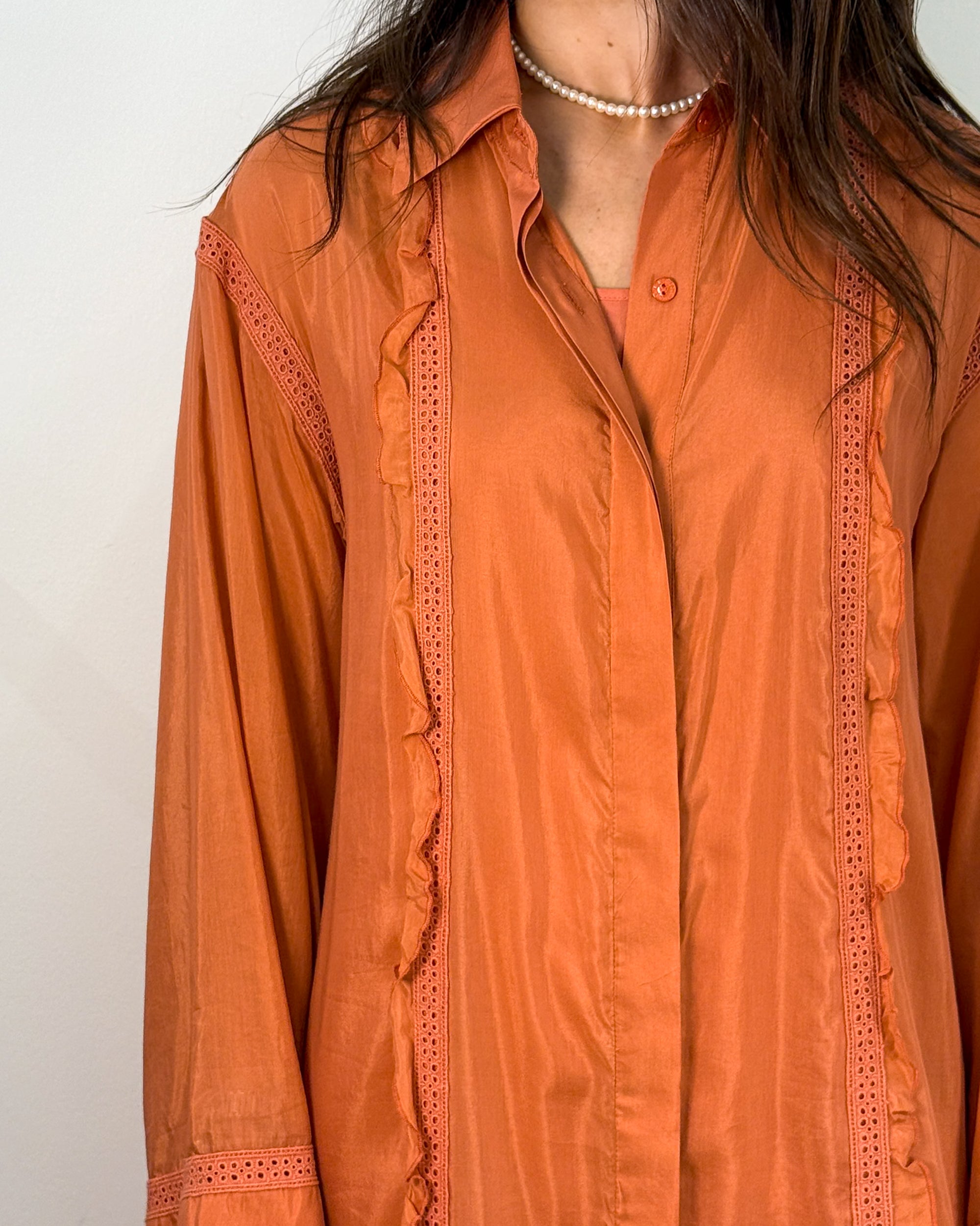 Chemisier Lungo in Misto Seta con Pizzo Sangallo e Rouches - Terracotta | ISABELLE BLANCHE PARIS