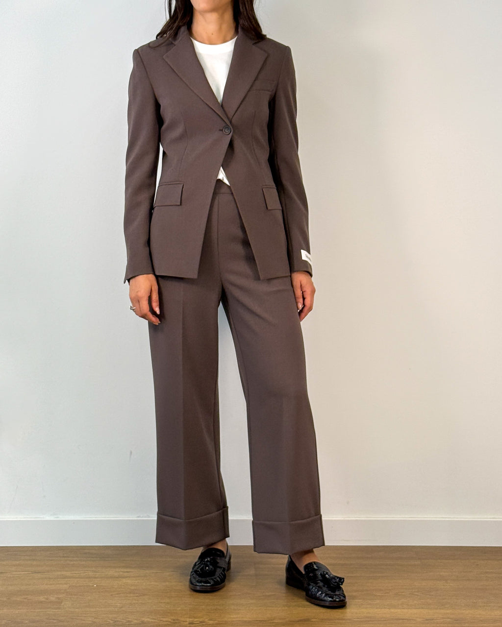 Pantalone Palazzo con Risvolto e Piega Stirata - Testa di Moro