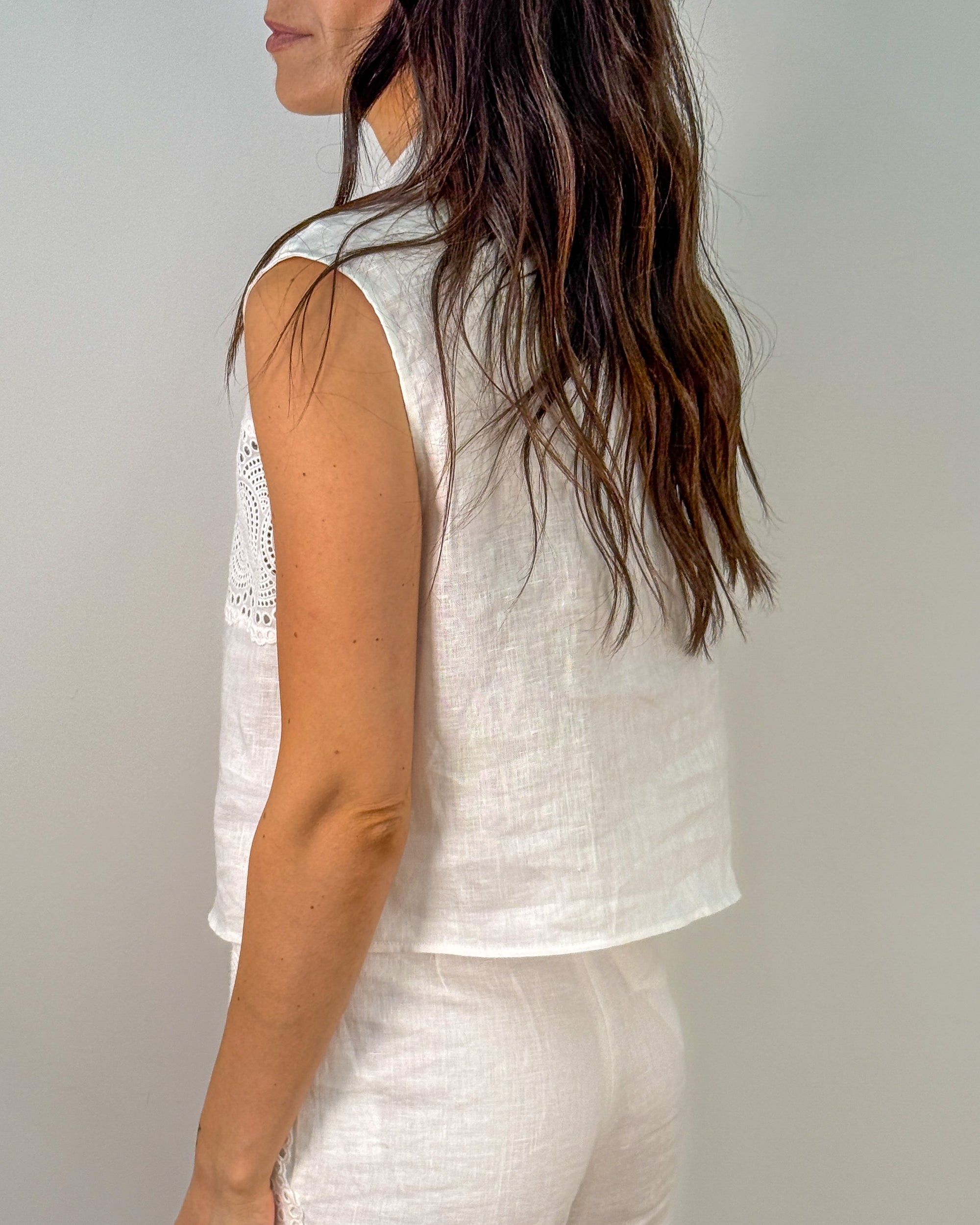 Chemisier Smanicato in Lino con Inserto Sangallo - Egret | ISABELLE BLANCHE PARIS