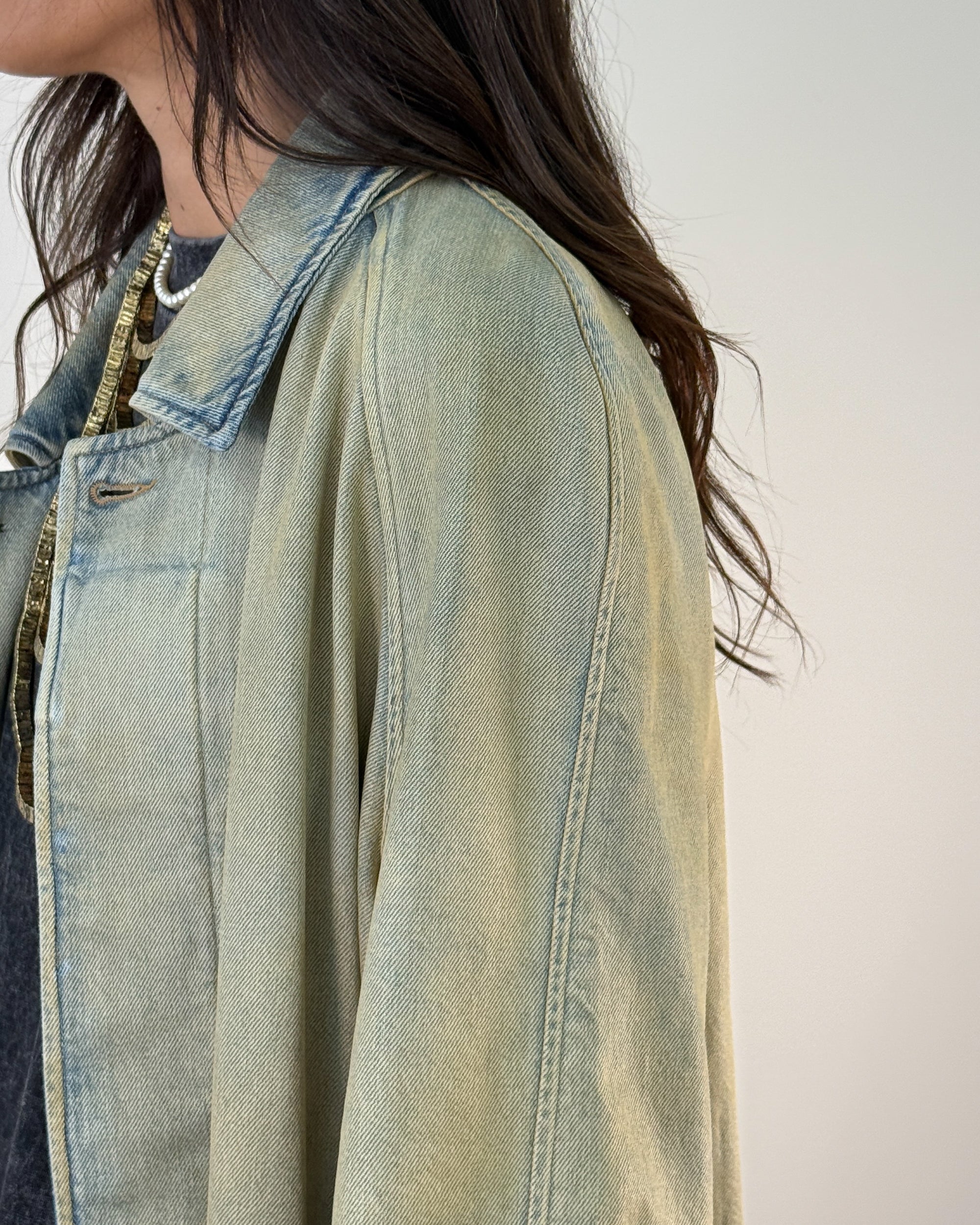 Trench Lungo in Denim Resinato Effetto Vintage