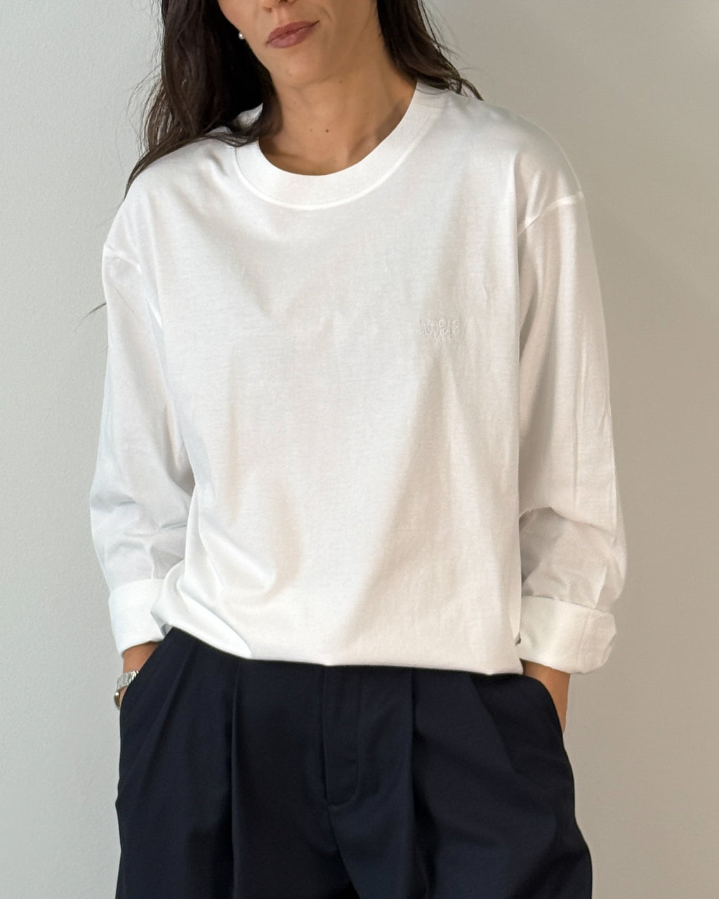T-Shirt Manica Lunga in Cotone con Logo Ricamato Tono su Tono - Bianco