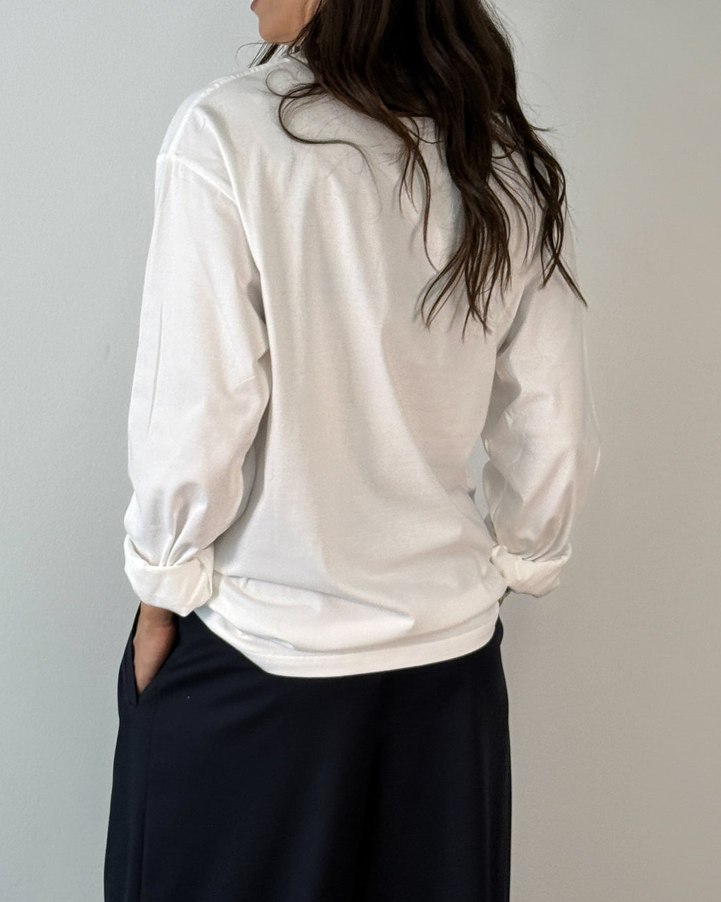 T-Shirt Manica Lunga in Cotone con Logo Ricamato Tono su Tono - Bianco