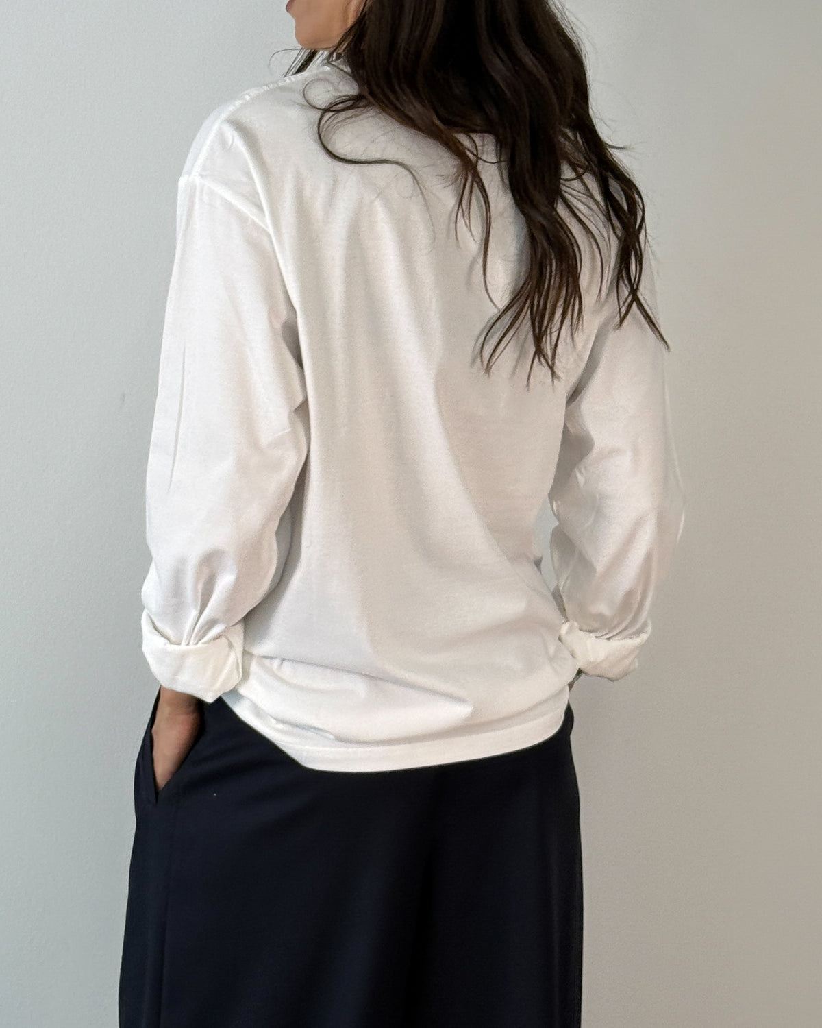 T-Shirt Manica Lunga in Cotone con Logo Ricamato Tono su Tono - Bianco