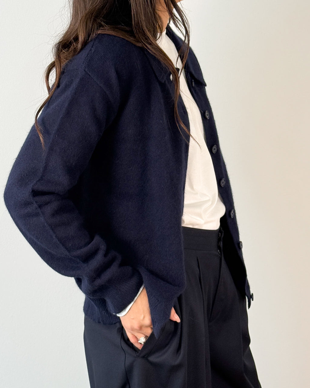 Cardigan in Filato Volpe con Colletto a Camicia - Blue Nights