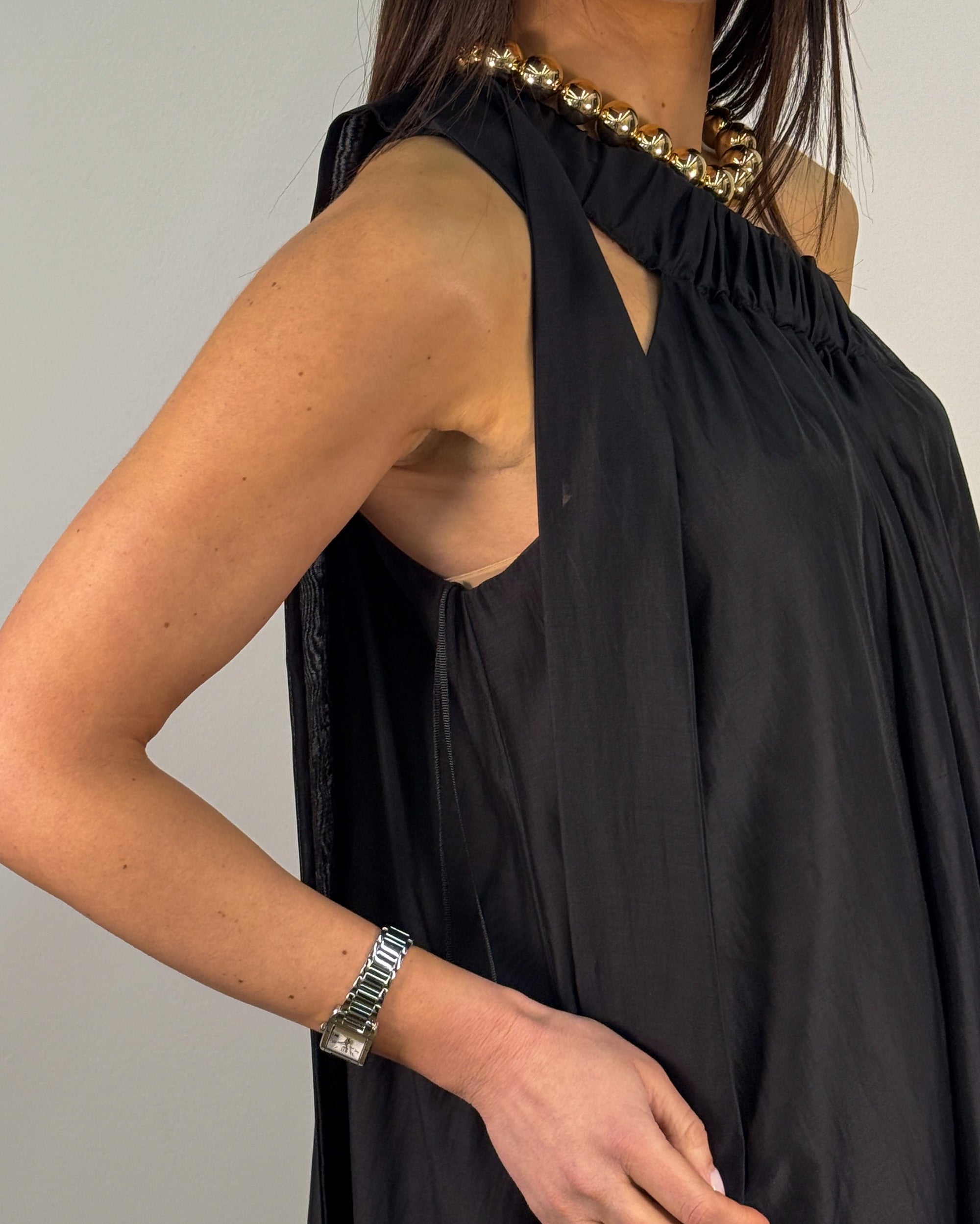 Abito Monospalla con Drappeggio Asimmetrico - Nero | MEIMEIJ