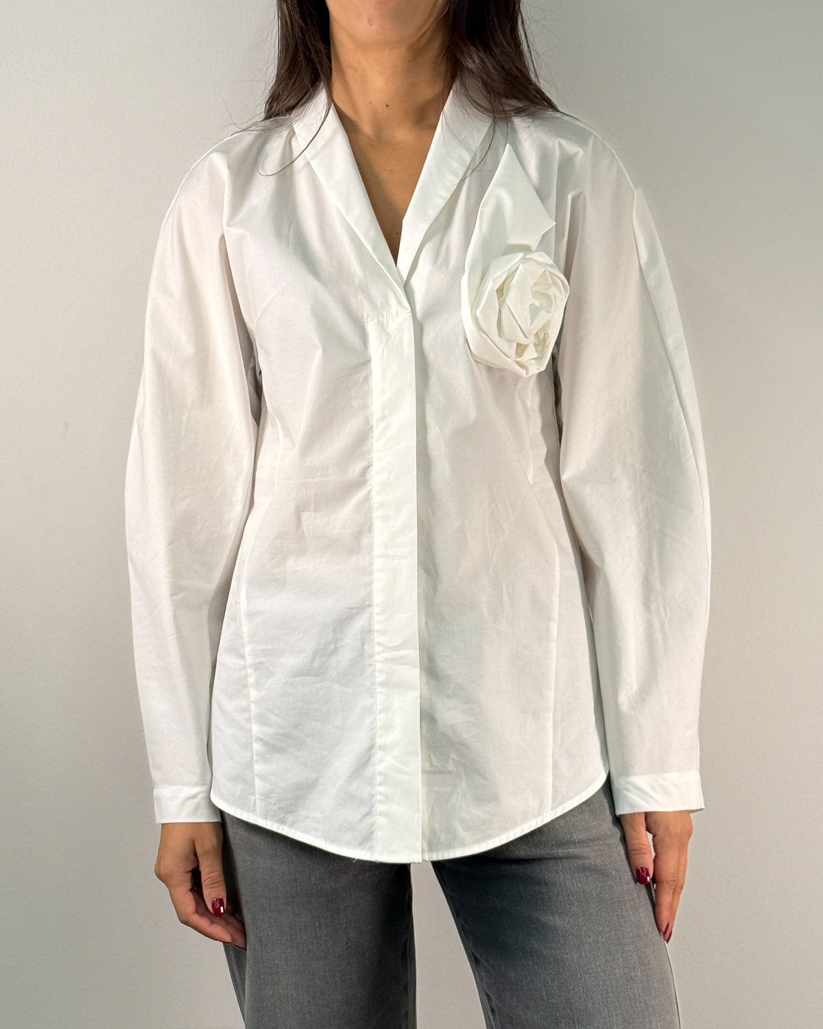 Camicia in Cotone con Rosa Applicata - Bianco