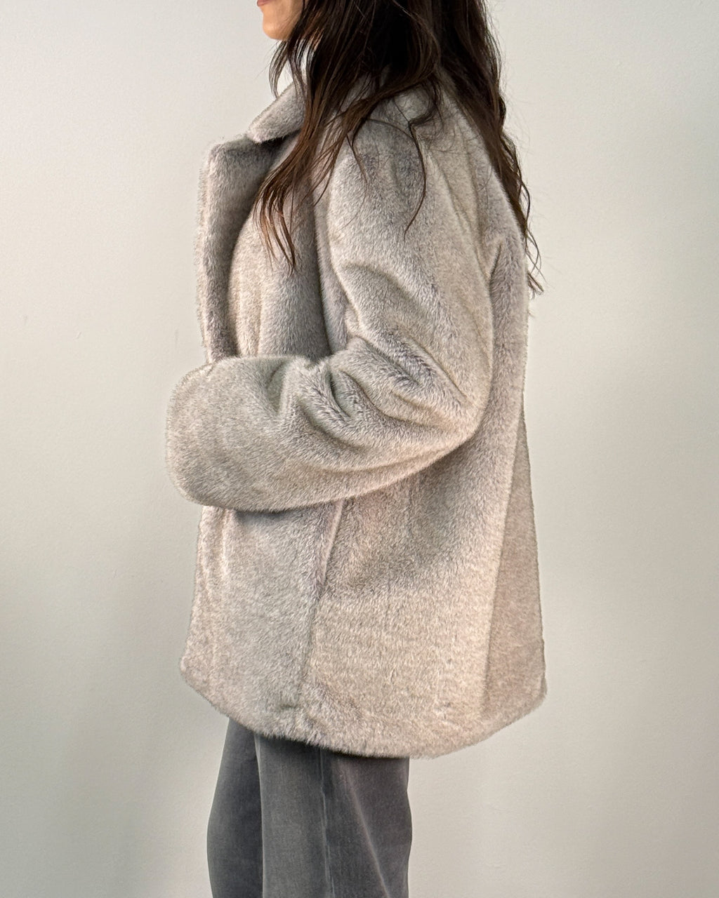 Cappotto in Ecopelliccia con Cintura in Vita - Oatmeal
