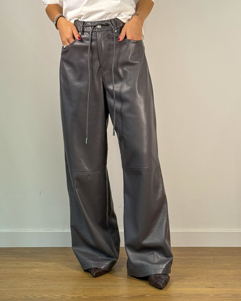 Pantalone Palazzo in Ecopelle con Coulisse - Grigio Cement