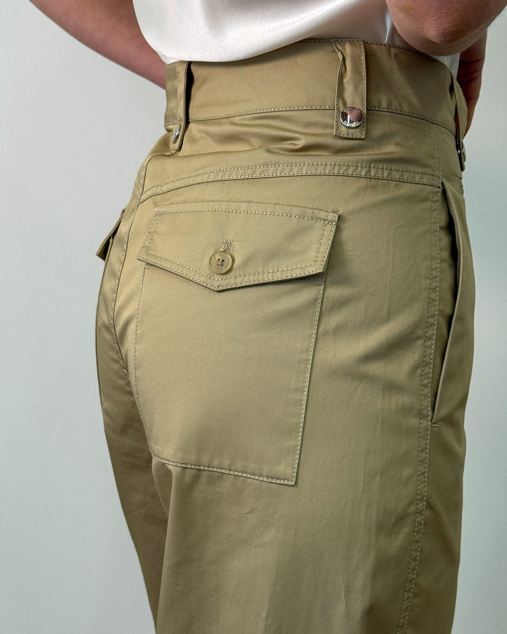 Pantalone in Gabardina di Cotone con Zip all'Orlo - Tea | ISABELLE BLANCHE PARIS