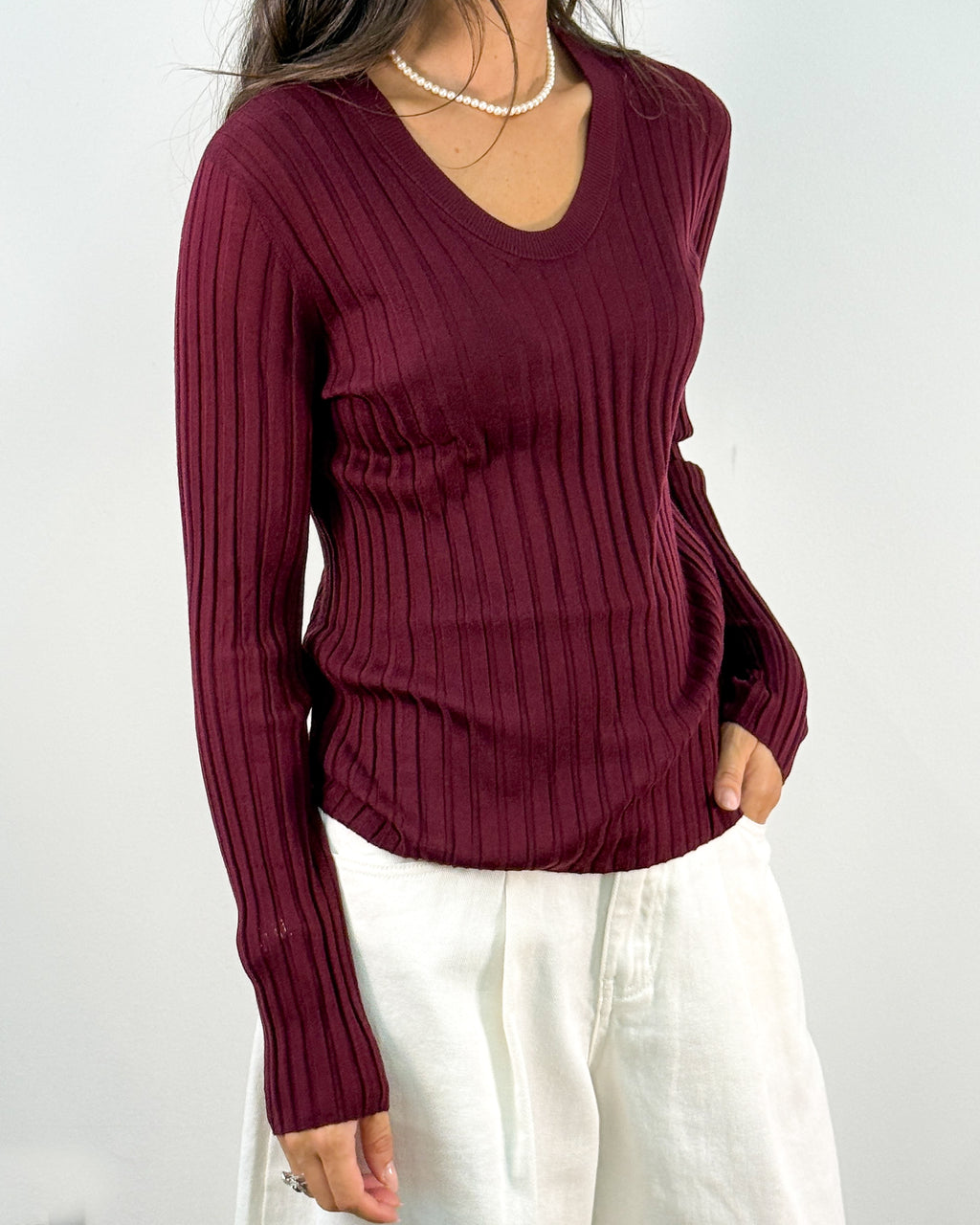 Maglia in Lana a Costa Larga con Scollo a U - Bordeaux | ISABELLE BLANCHE PARIS
