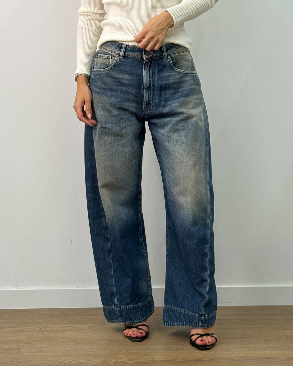 Jeans Barrel Fit Old Vintage con Dettagli Arancio | ARCHEVE