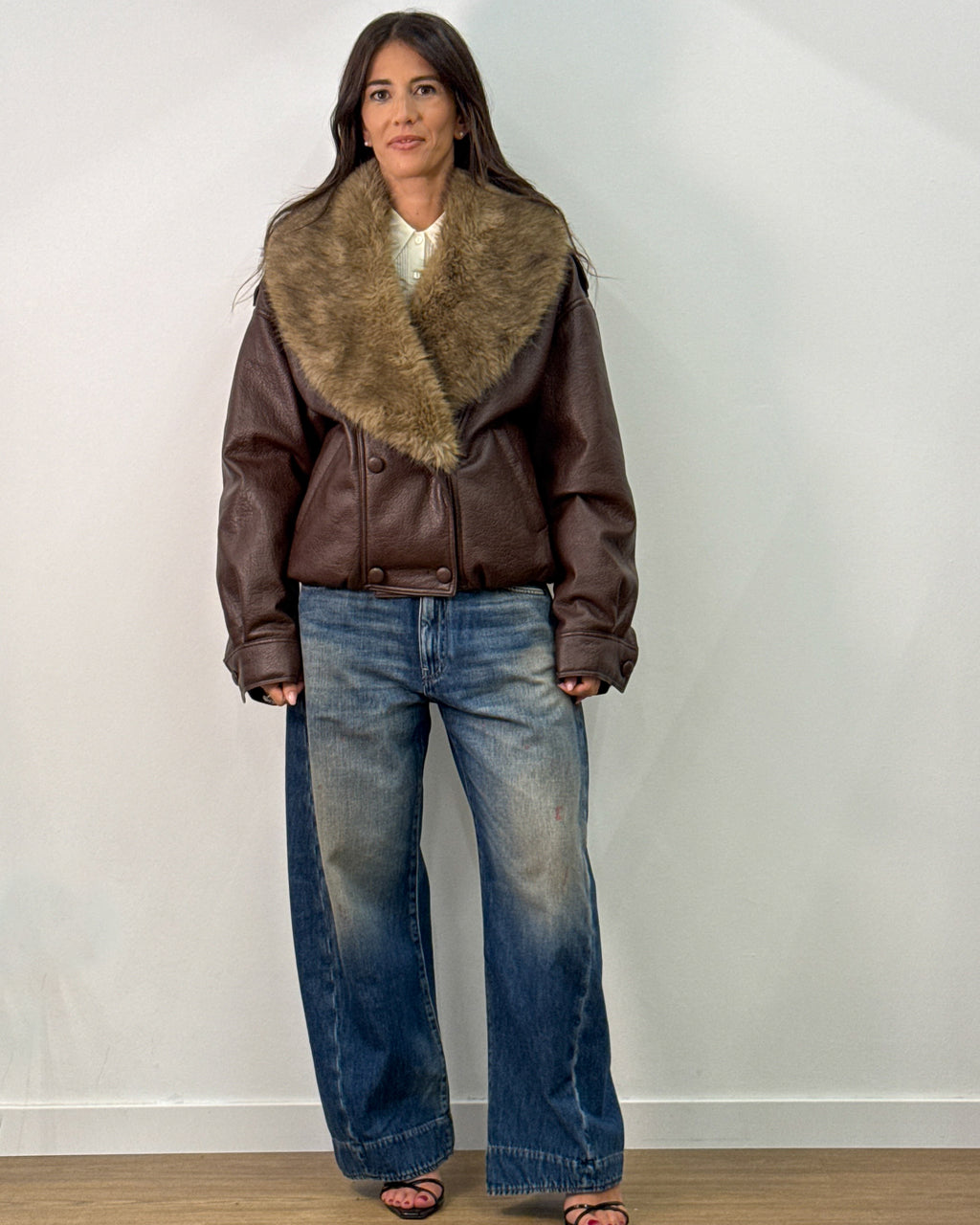Bomber Imbottito in Ecopelle con Collo in Eco-Pelliccia - Coffee Bean | ISABELLE BLANCHE PARIS