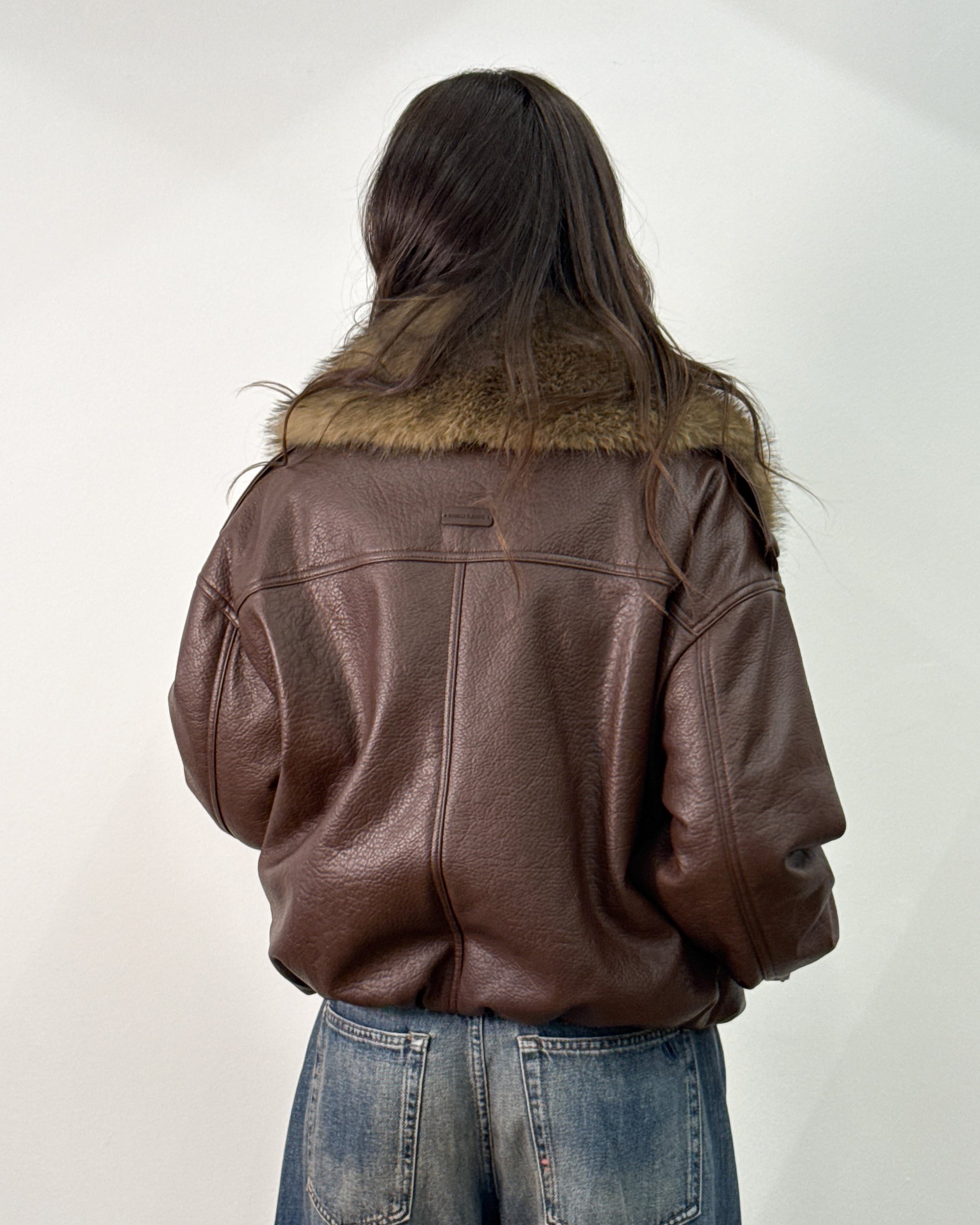 Bomber Imbottito in Ecopelle con Collo in Eco-Pelliccia - Coffee Bean | ISABELLE BLANCHE PARIS